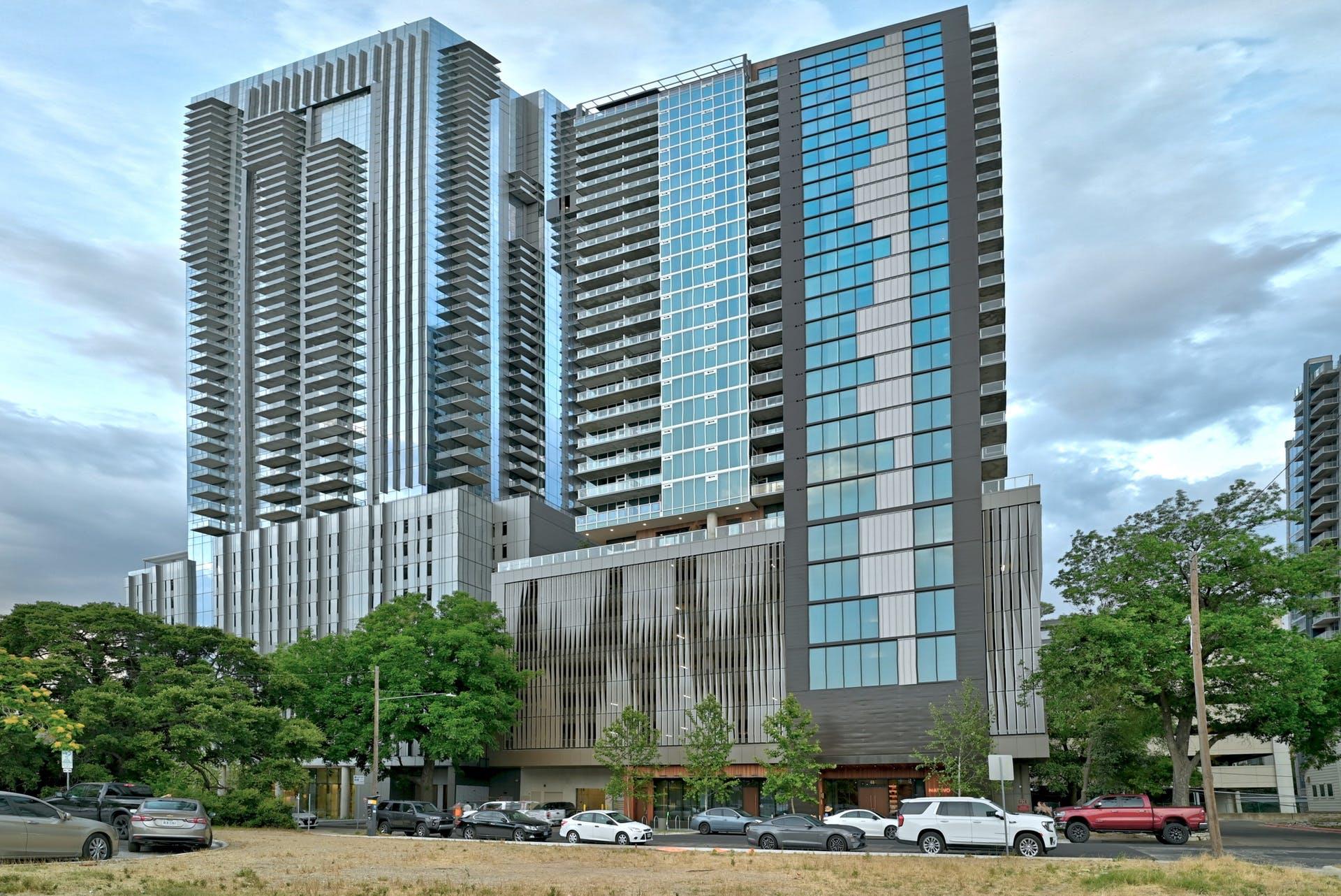 48 East Ave # 1310