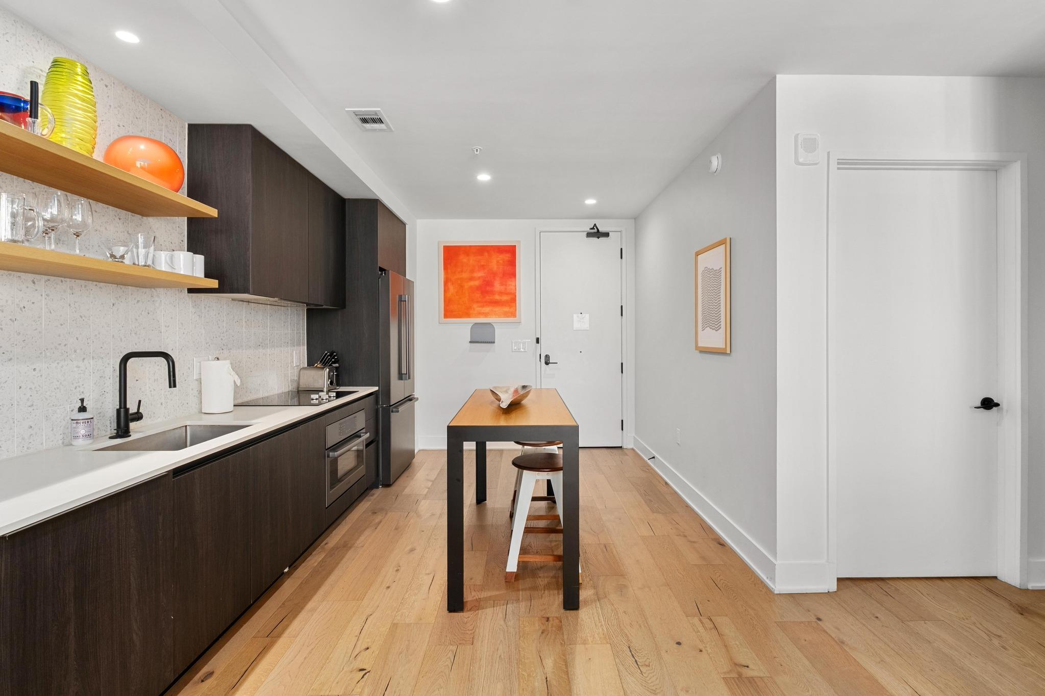 48 East Ave # 1310