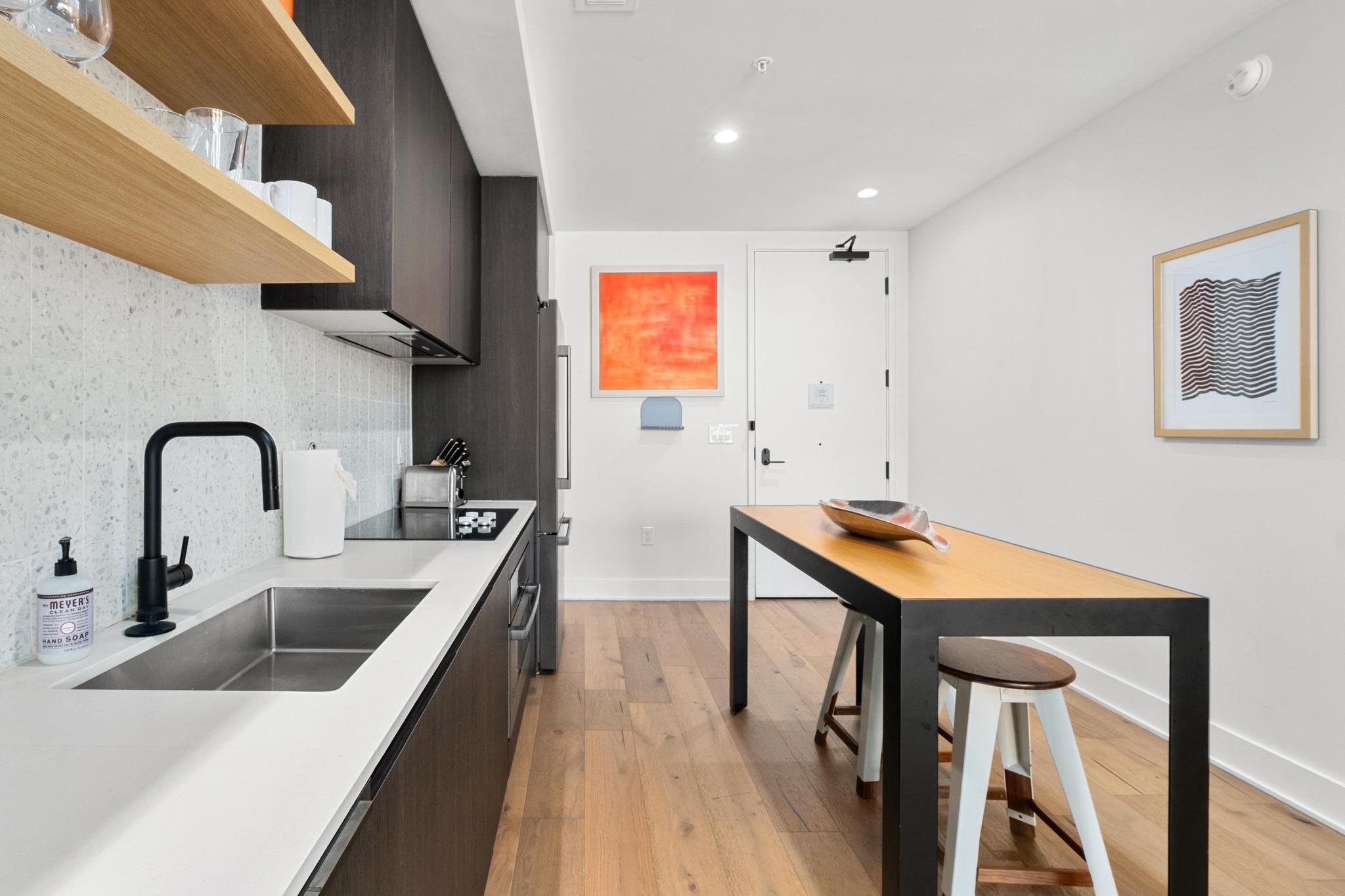 48 East Ave # 1310