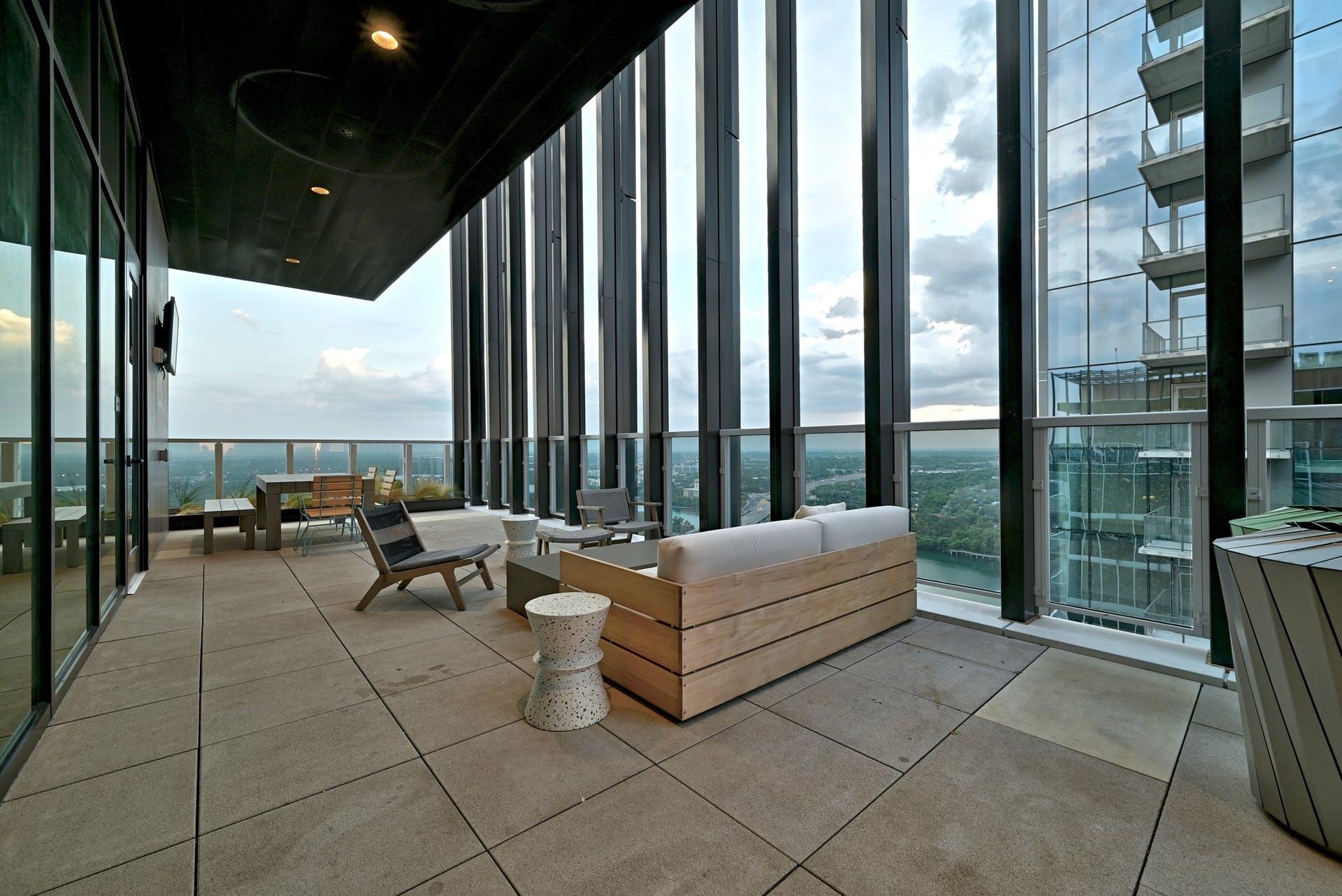 48 East Ave # 1310