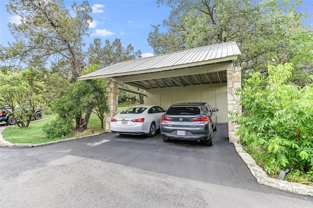 603 N Cuernavaca DR # 2004