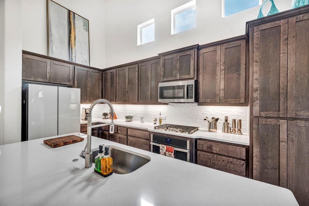 103 Cartwheel BND # 51