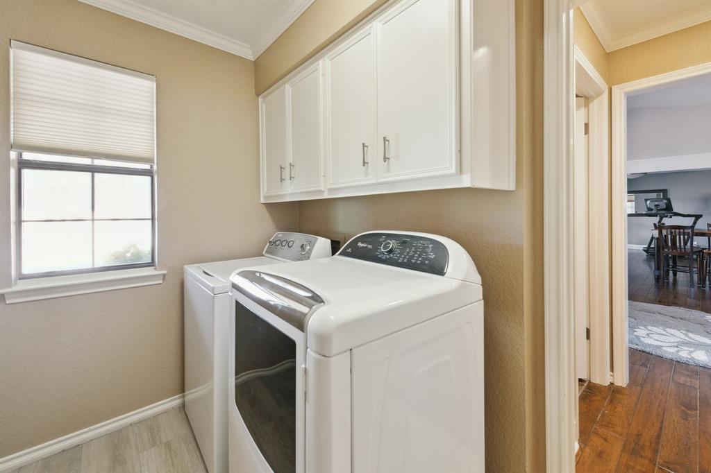 5704 Sam Houston CIR