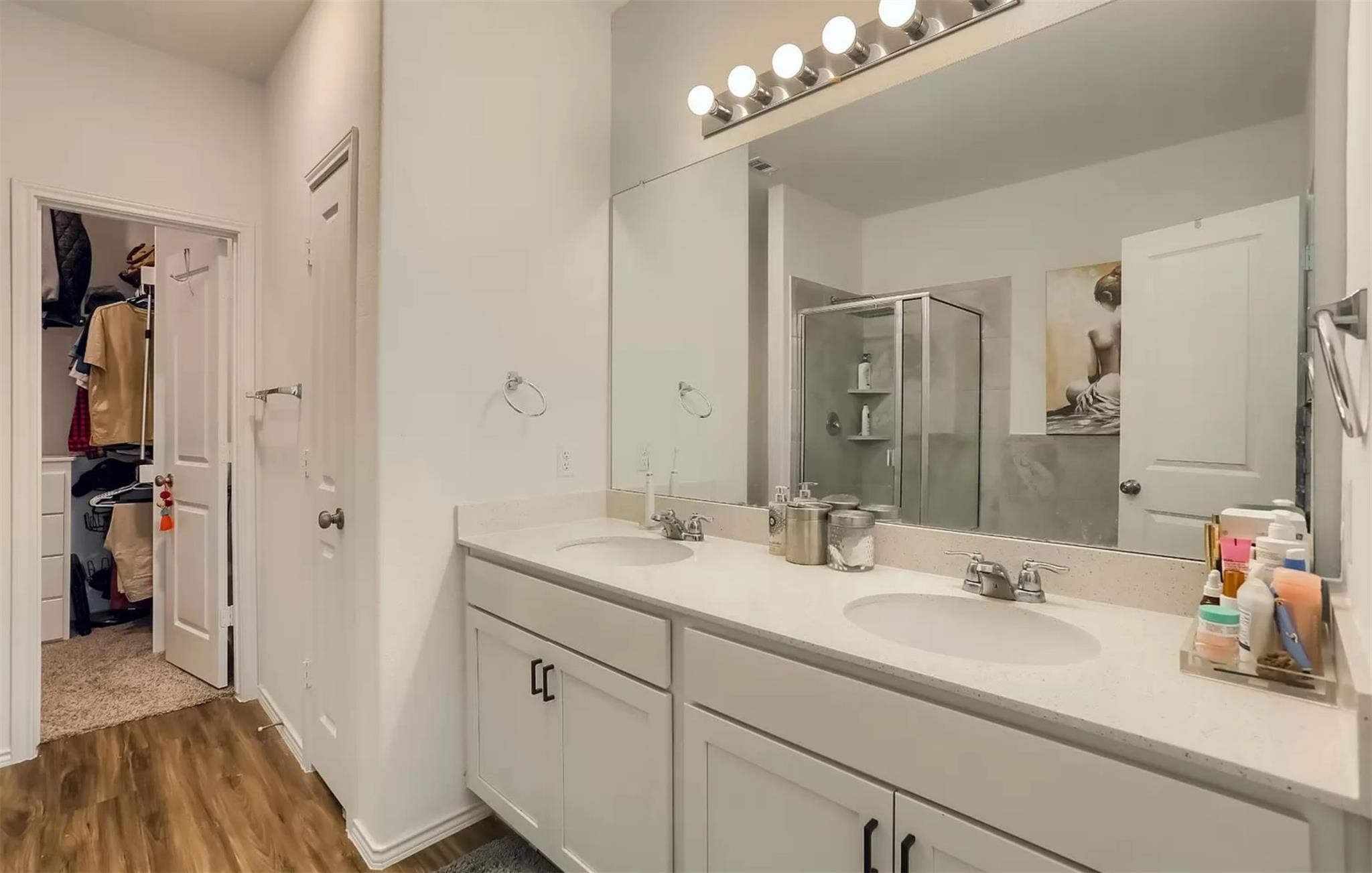 198 George Neggan LN