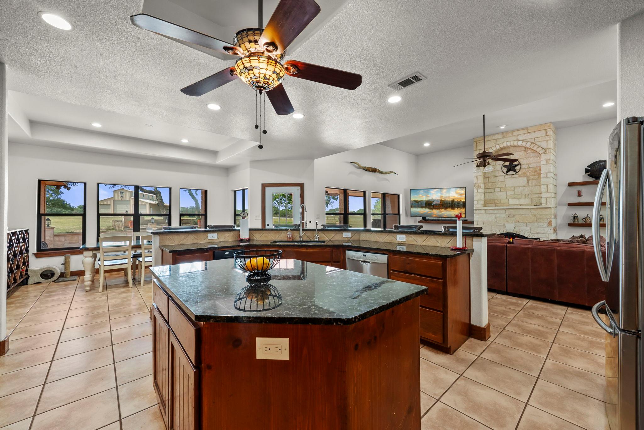 1300 Park Road 4 S