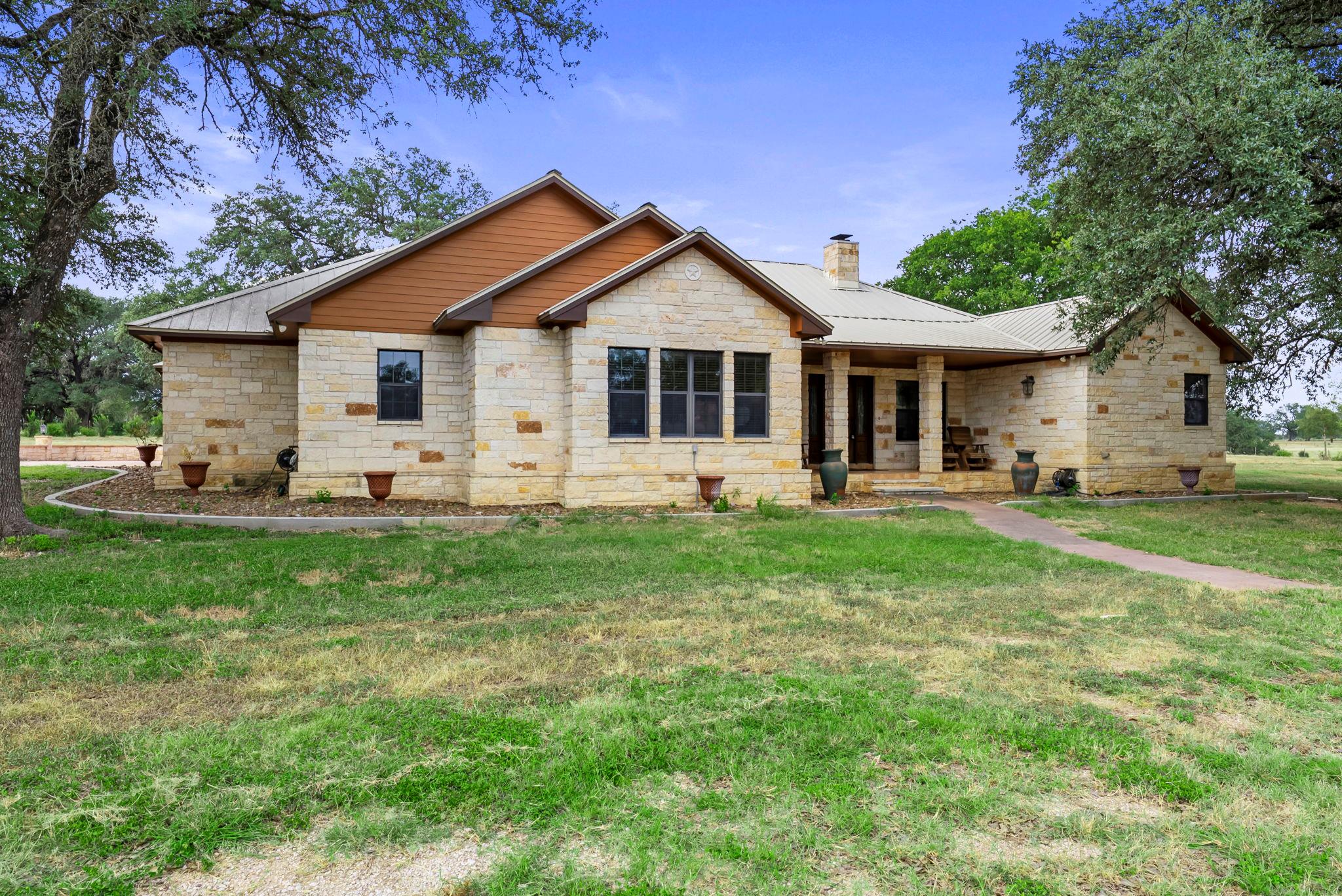 1300 Park Road 4 S