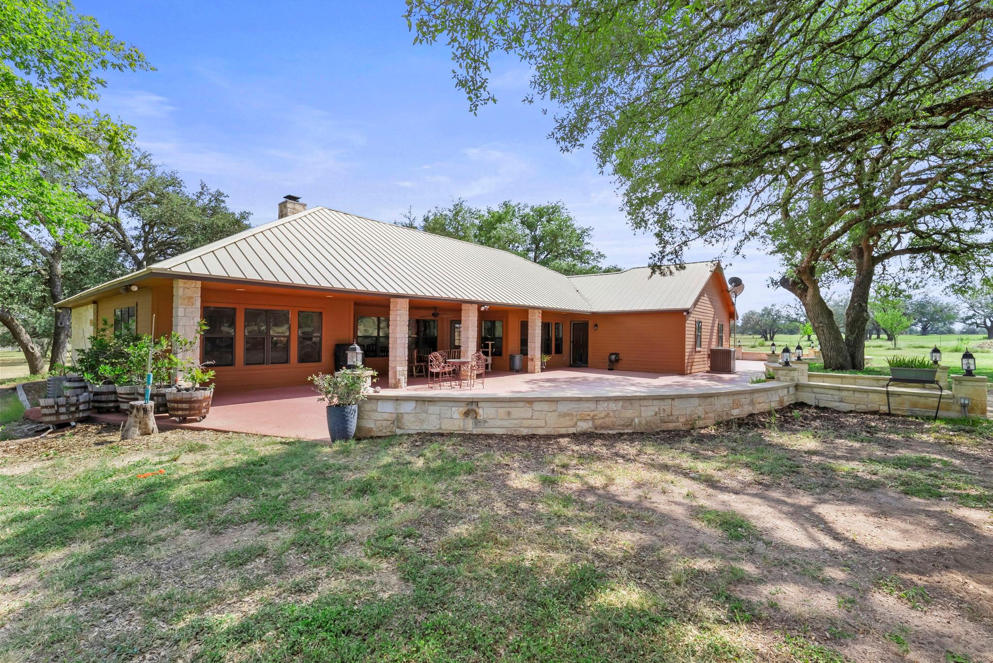 1300 Park Road 4 S