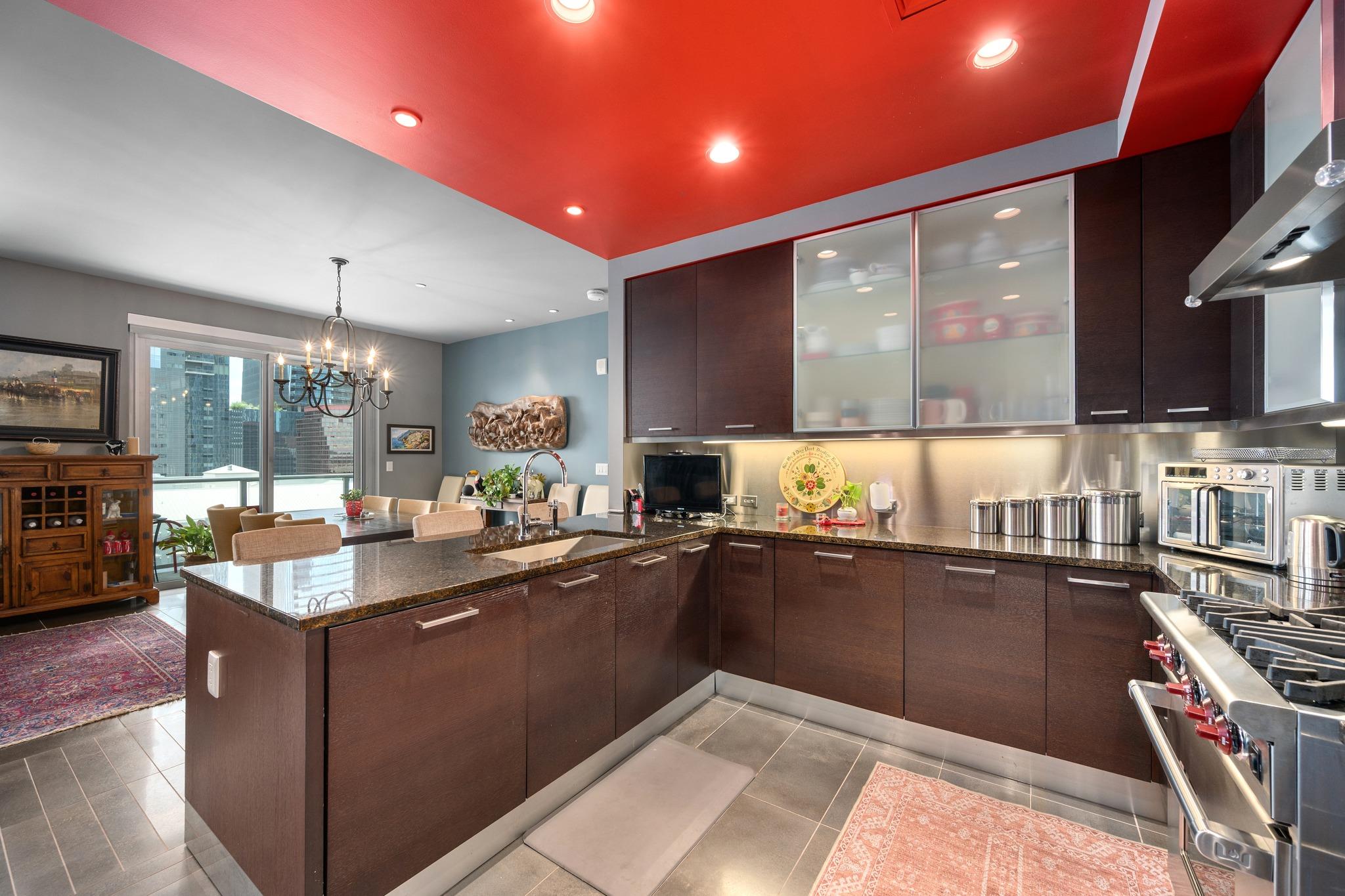 200 Congress Ave # 11A