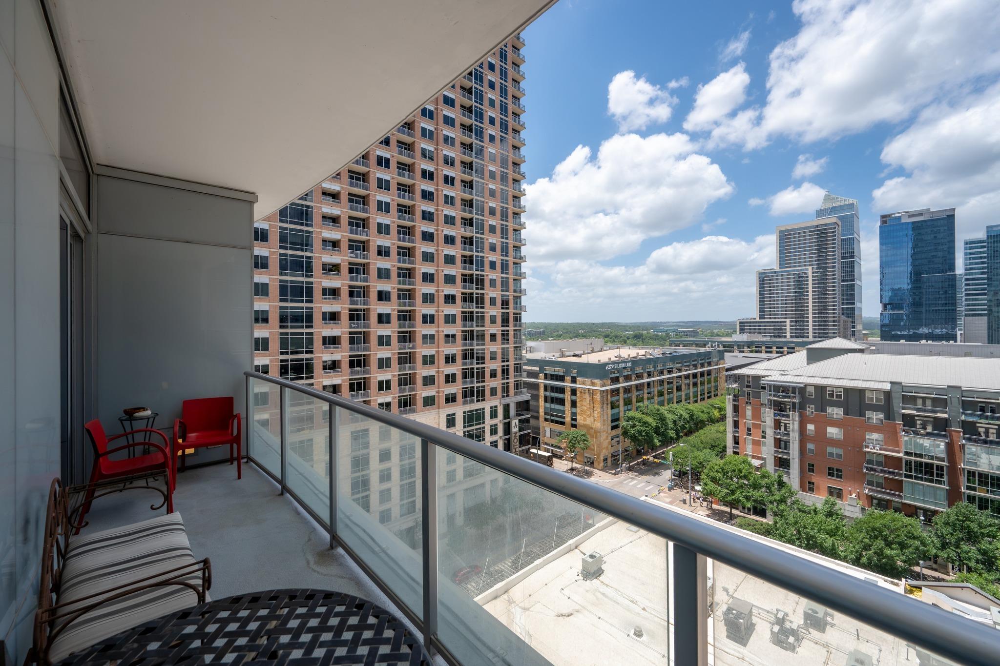 200 Congress Ave # 11A