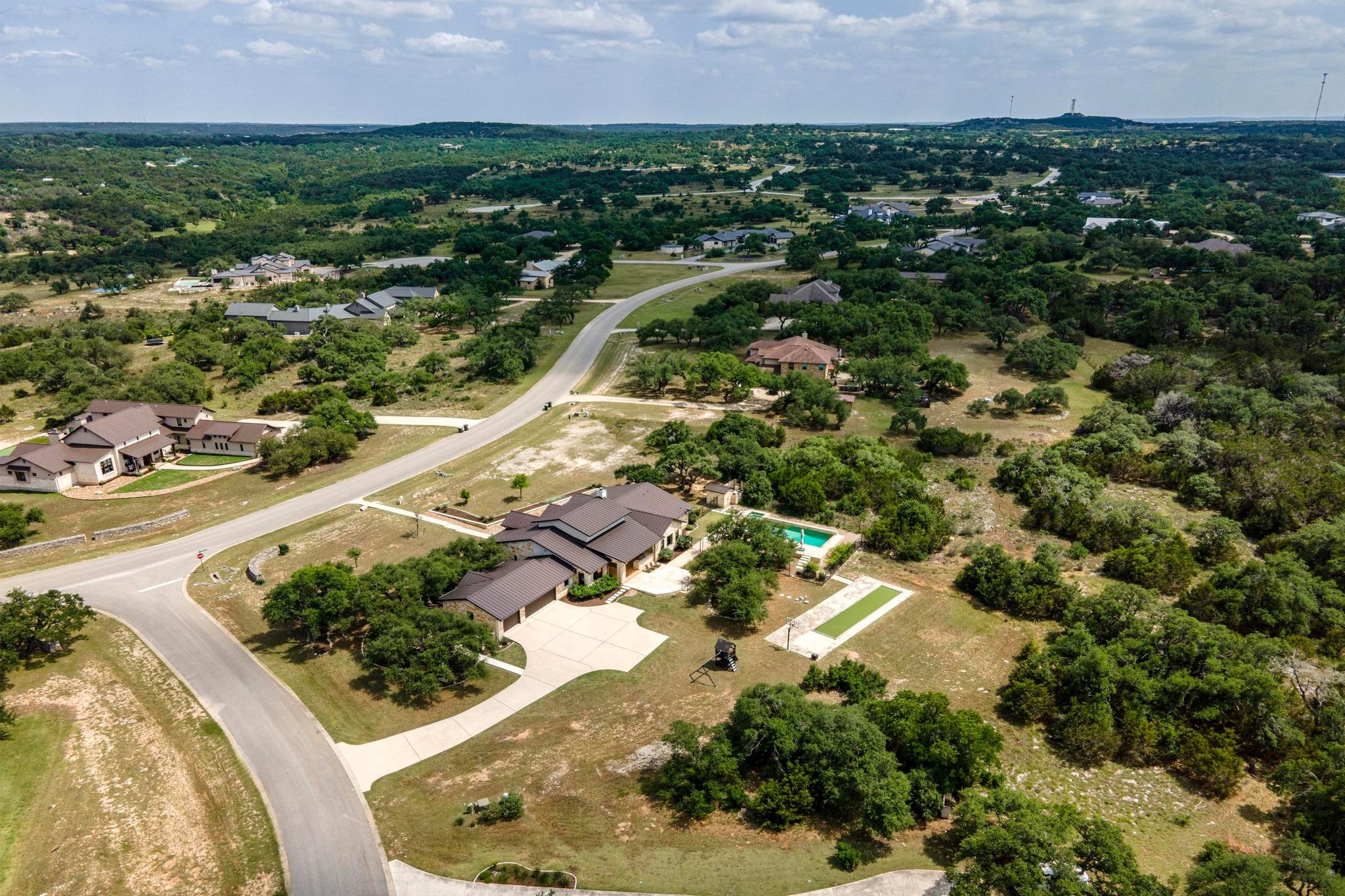 3400 Tuscany DR