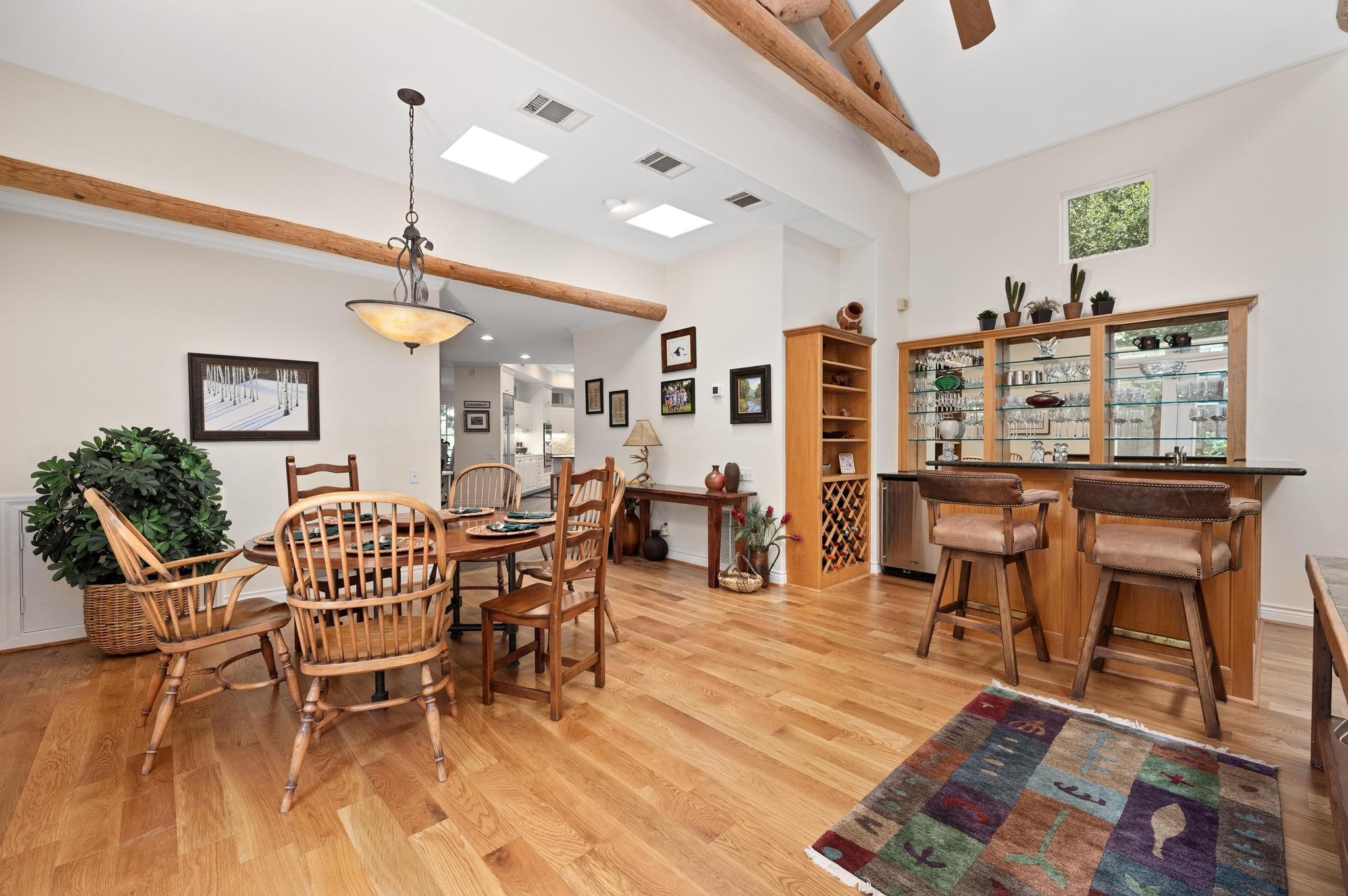 51 Tiburon DR