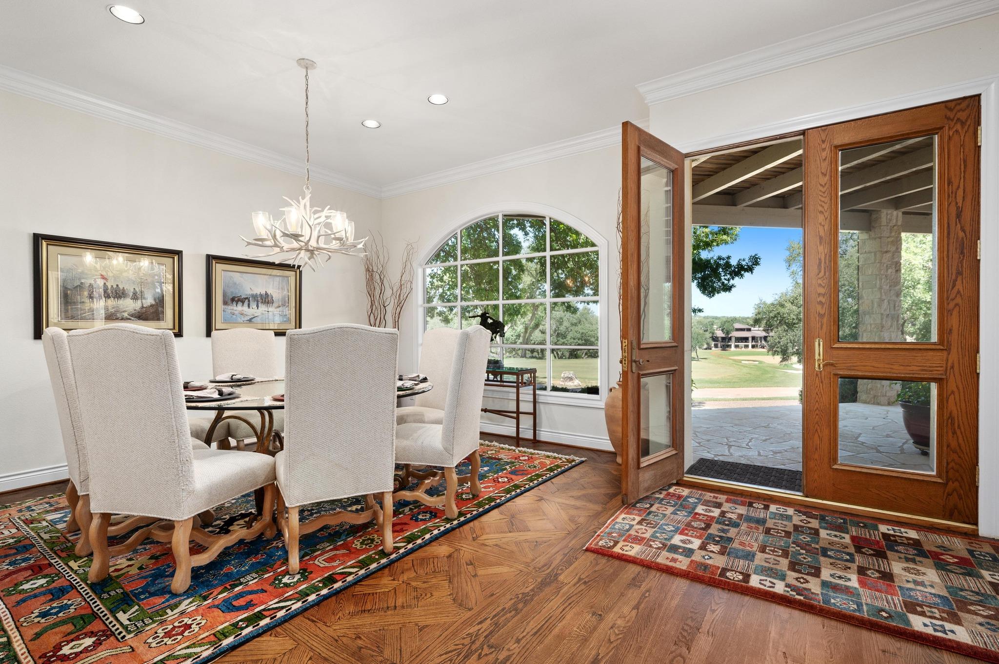 51 Tiburon DR