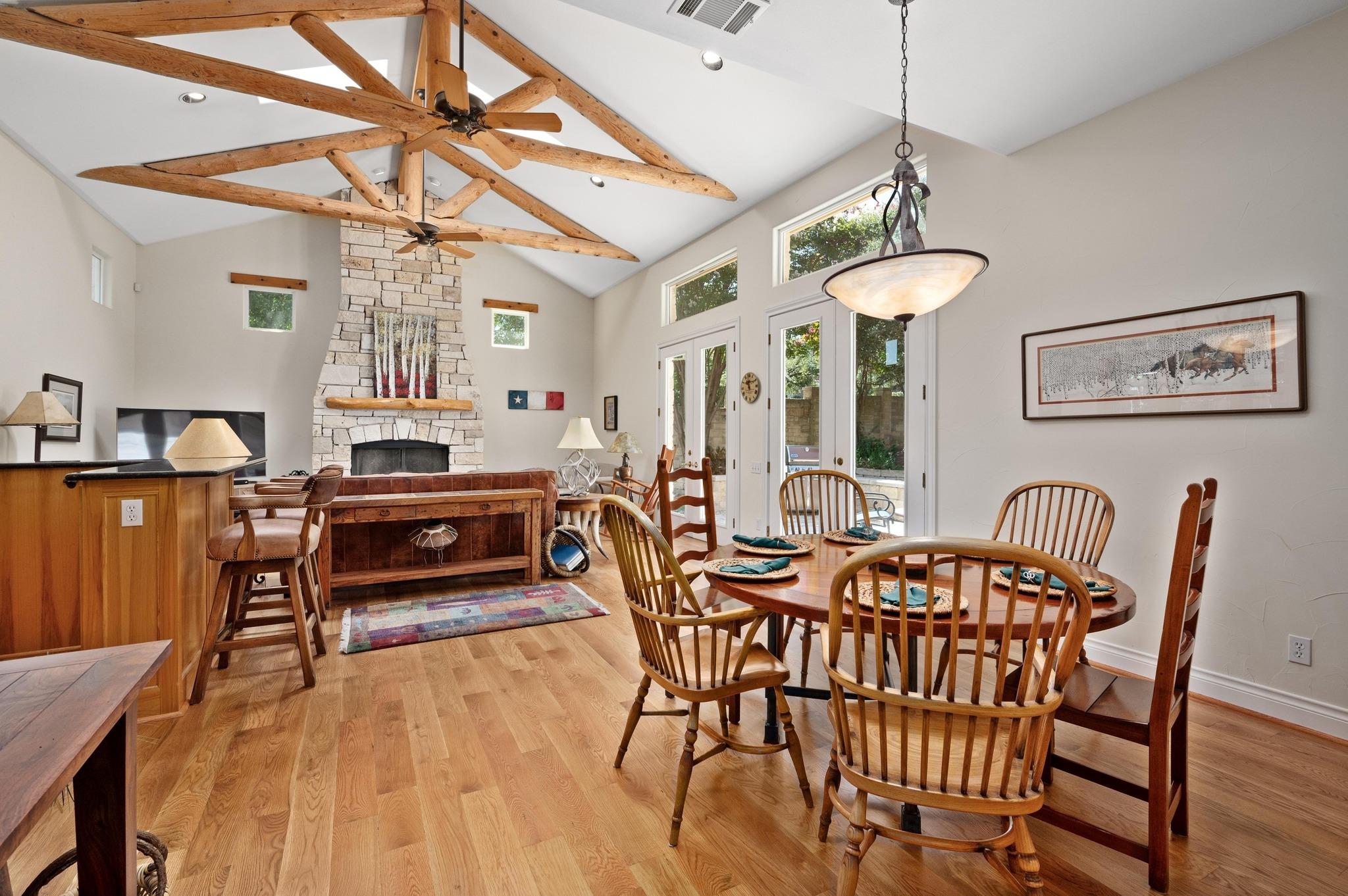 51 Tiburon DR