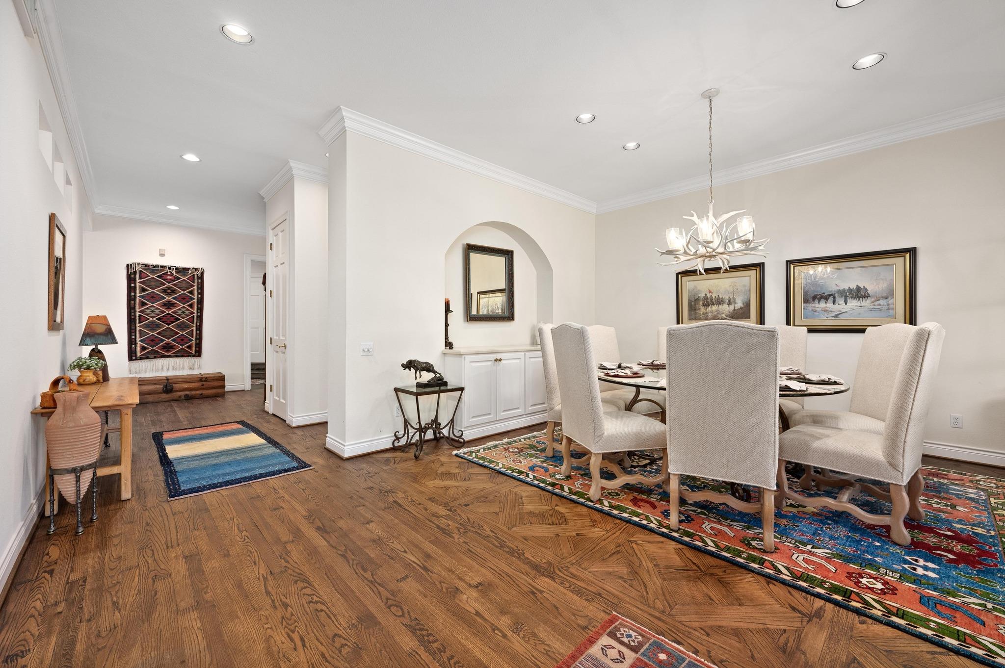 51 Tiburon DR