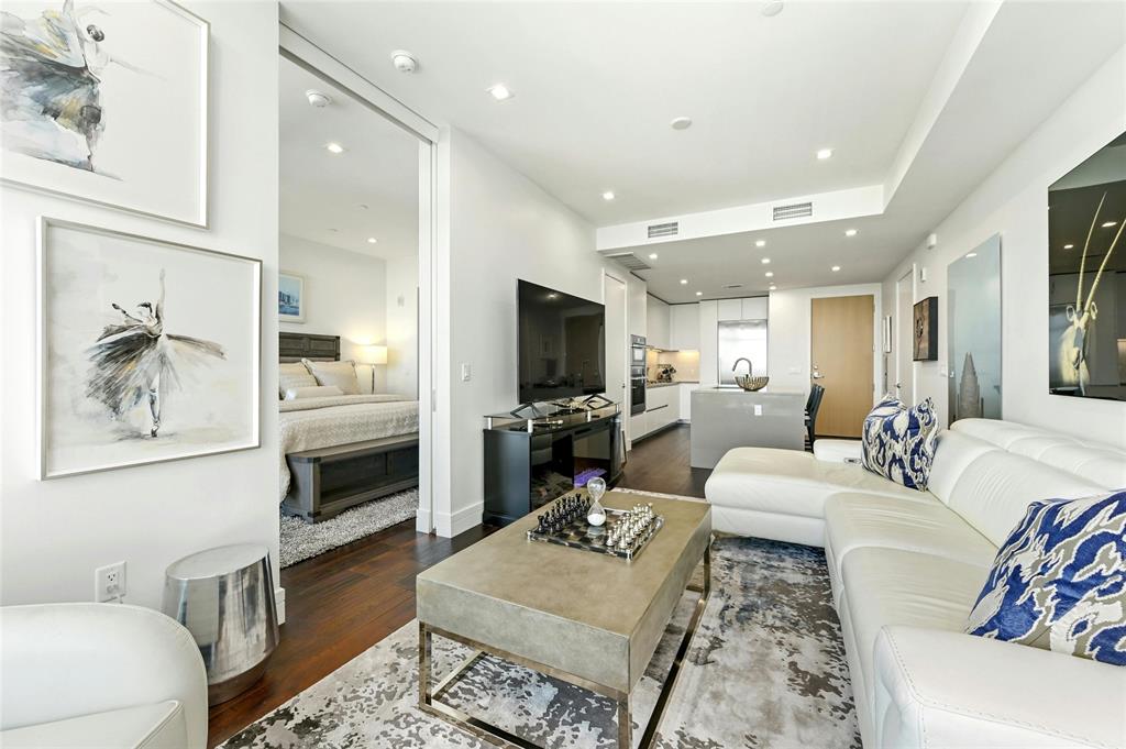 501 West Ave # 3202