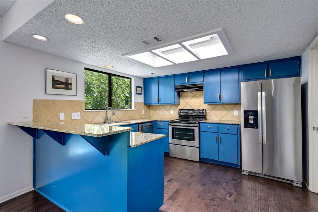 6905 Hideaway HOLW