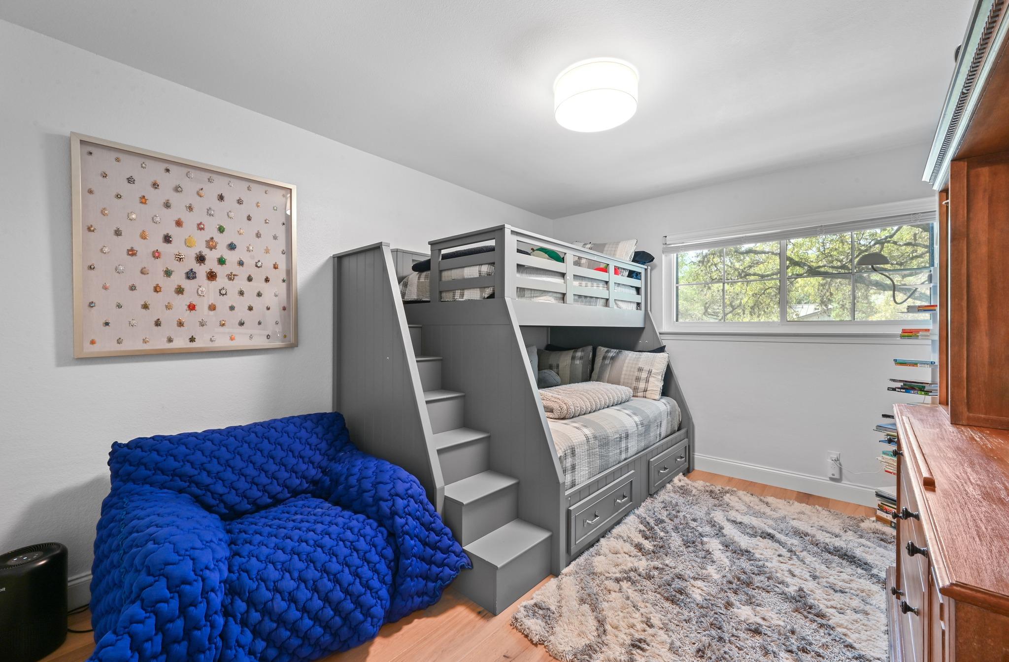 3100 Honey Tree LN