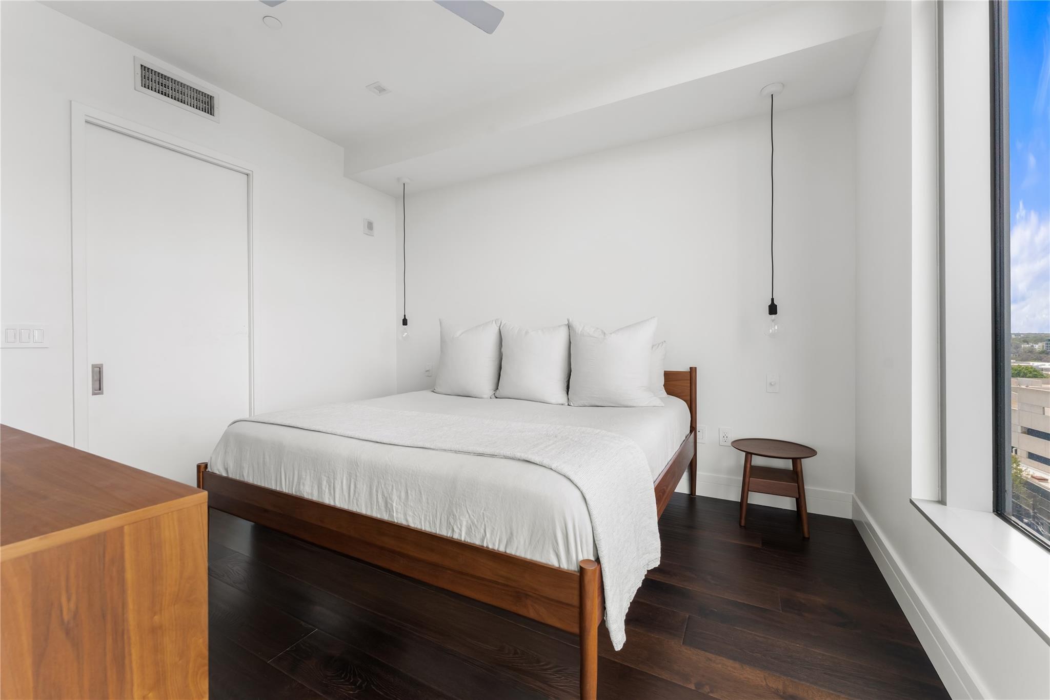 501 West Ave # 704
