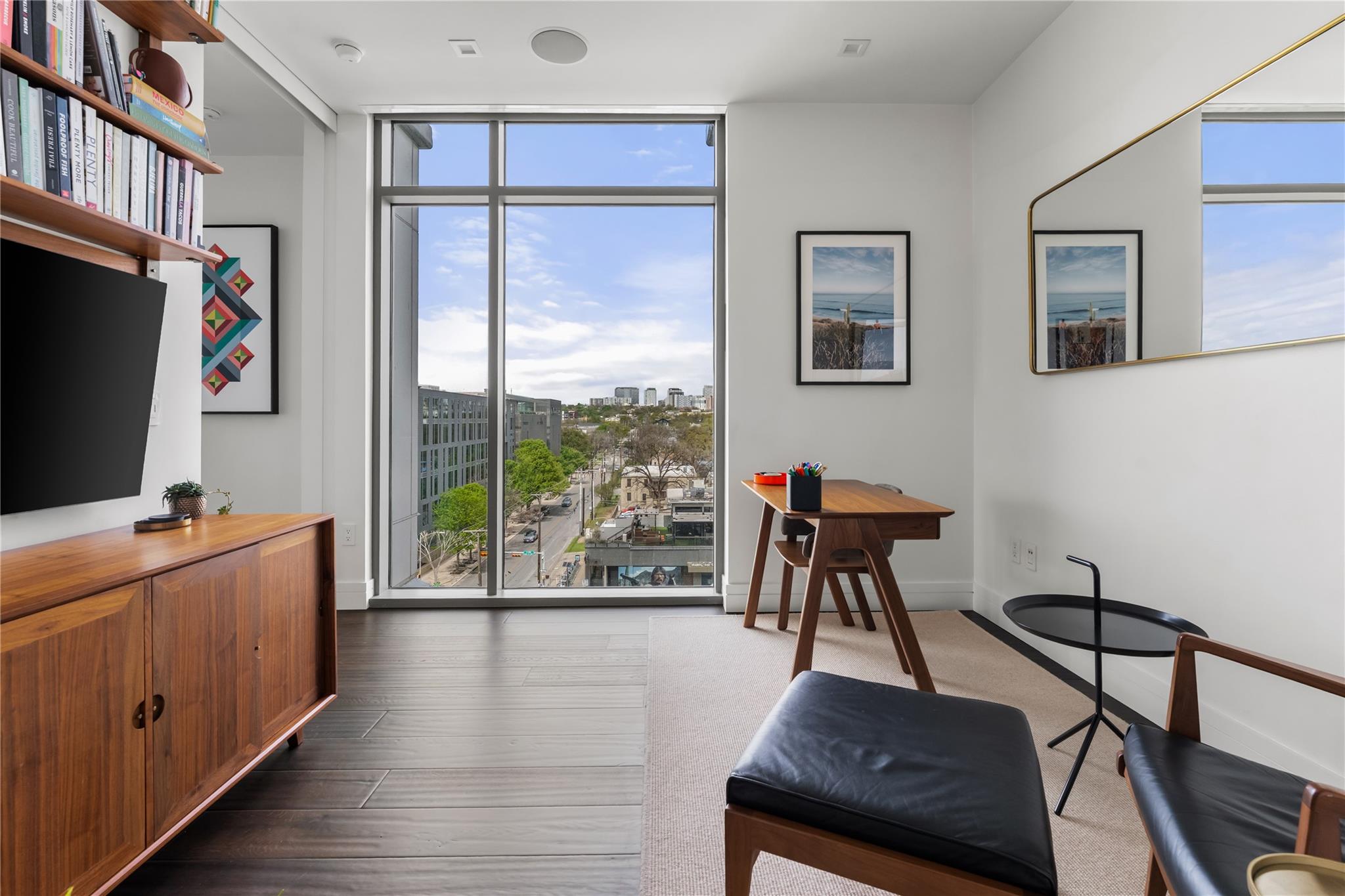 501 West Ave # 704