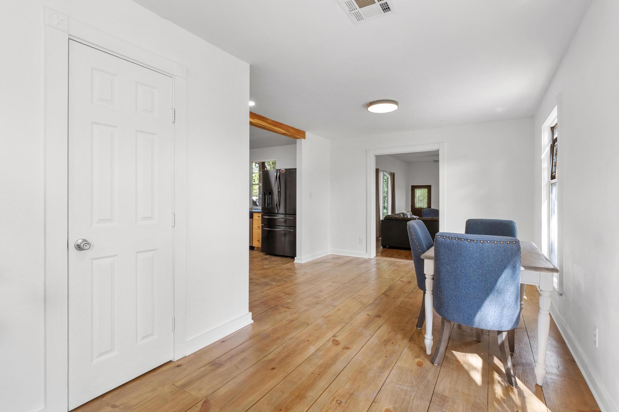 501 Twin Oaks TRL