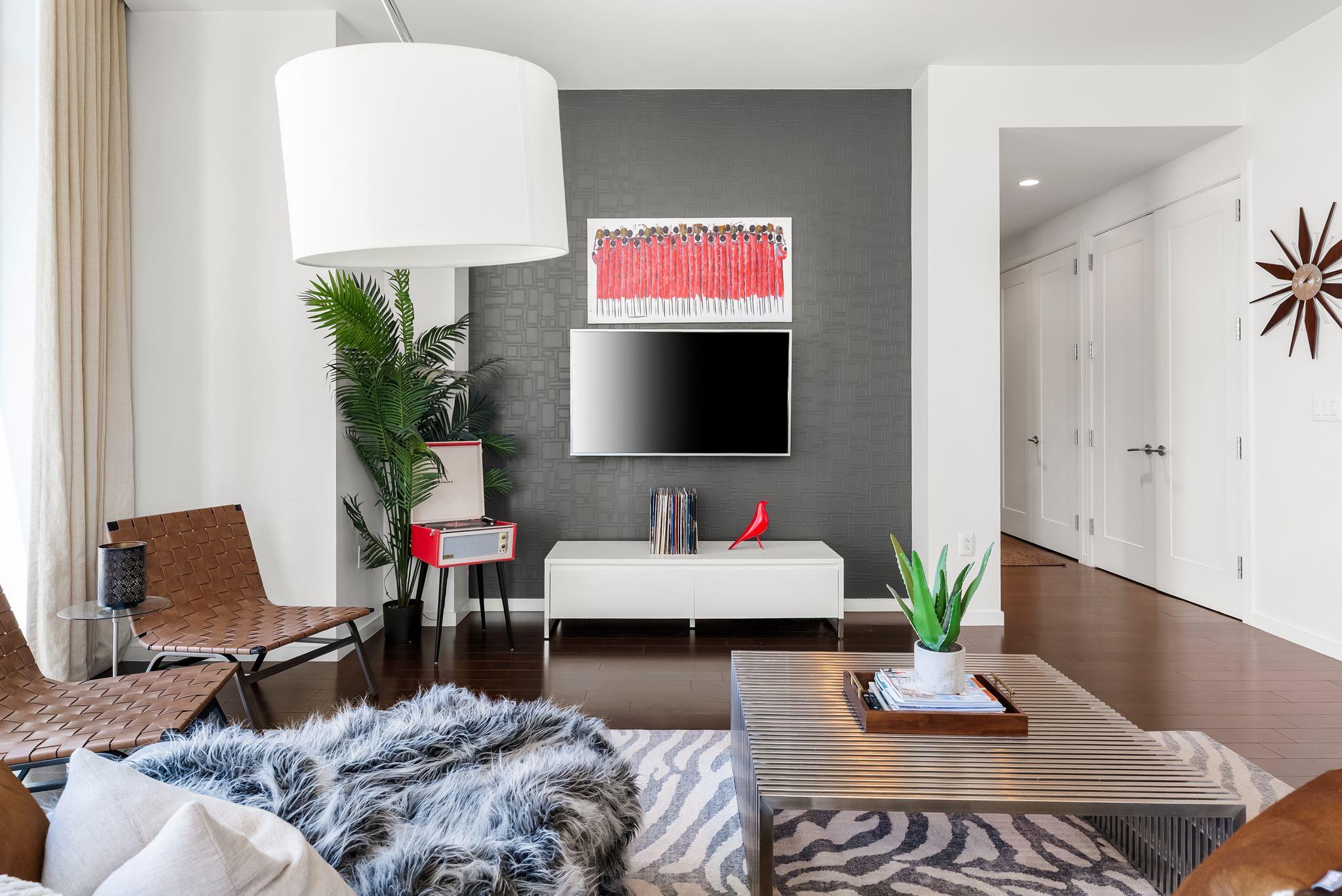 200 Congress Ave # 14C