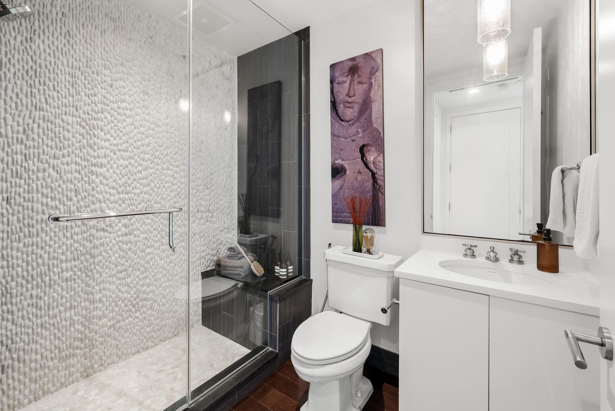 200 Congress Ave # 14C