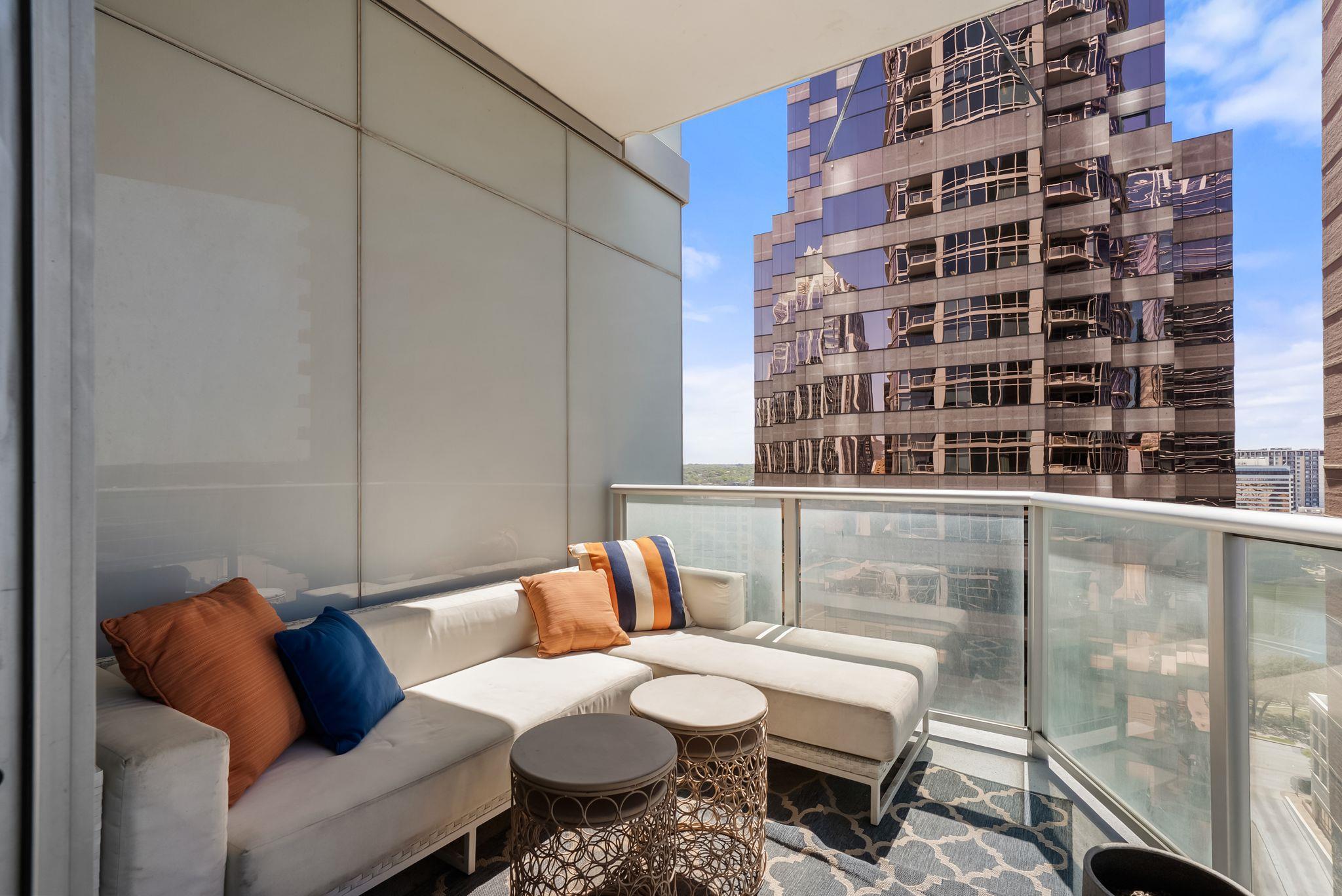 200 Congress Ave # 14C