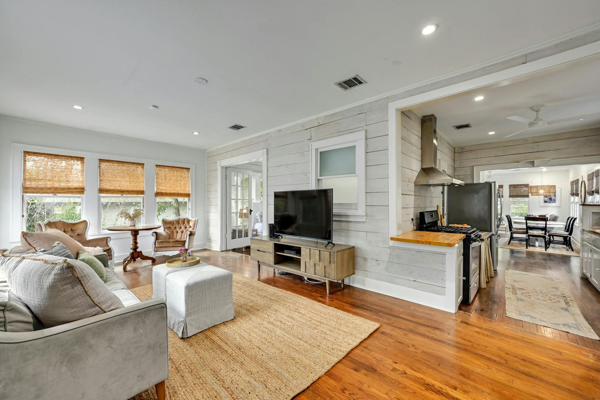 510 Academy DR