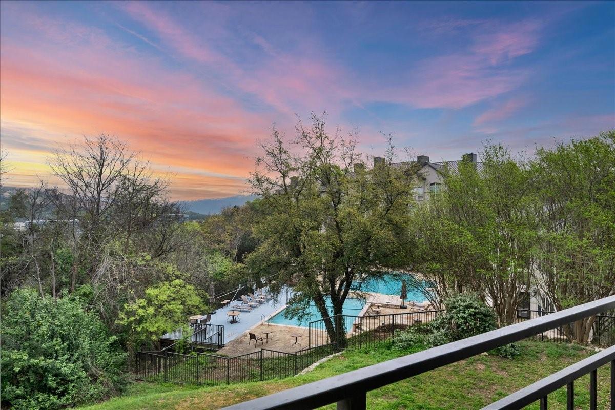 6000 Shepherd Mountain CV # 915