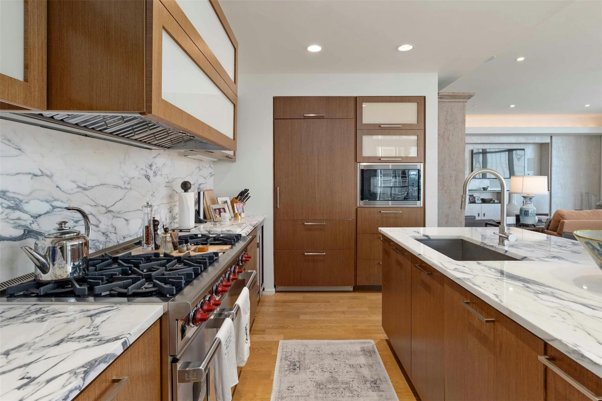 200 Congress Ave # 11E