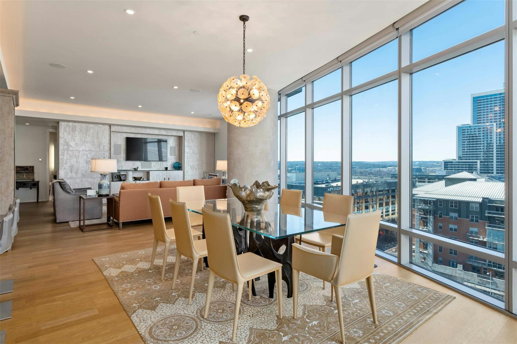 200 Congress Ave # 11E