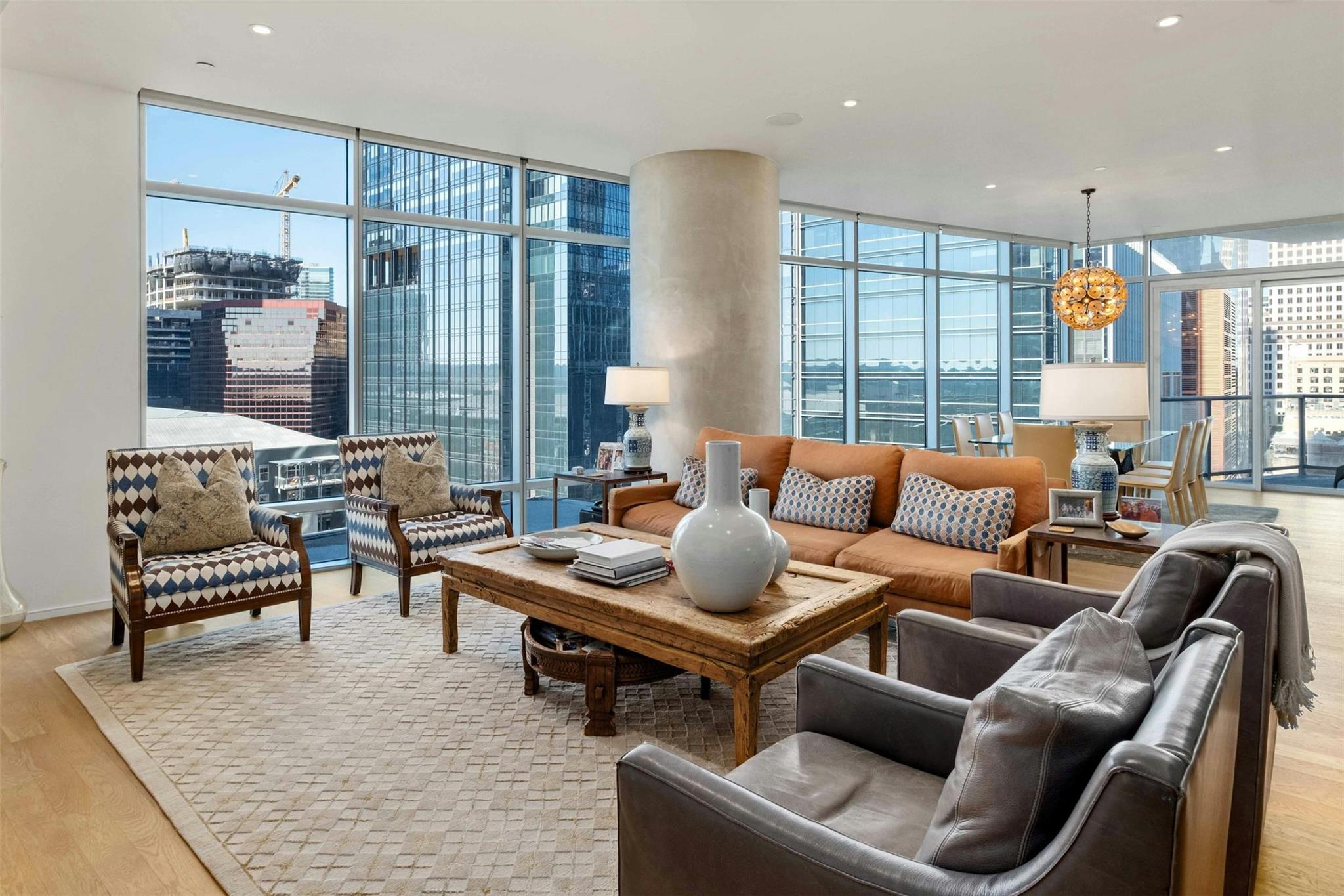 200 Congress Ave # 11E