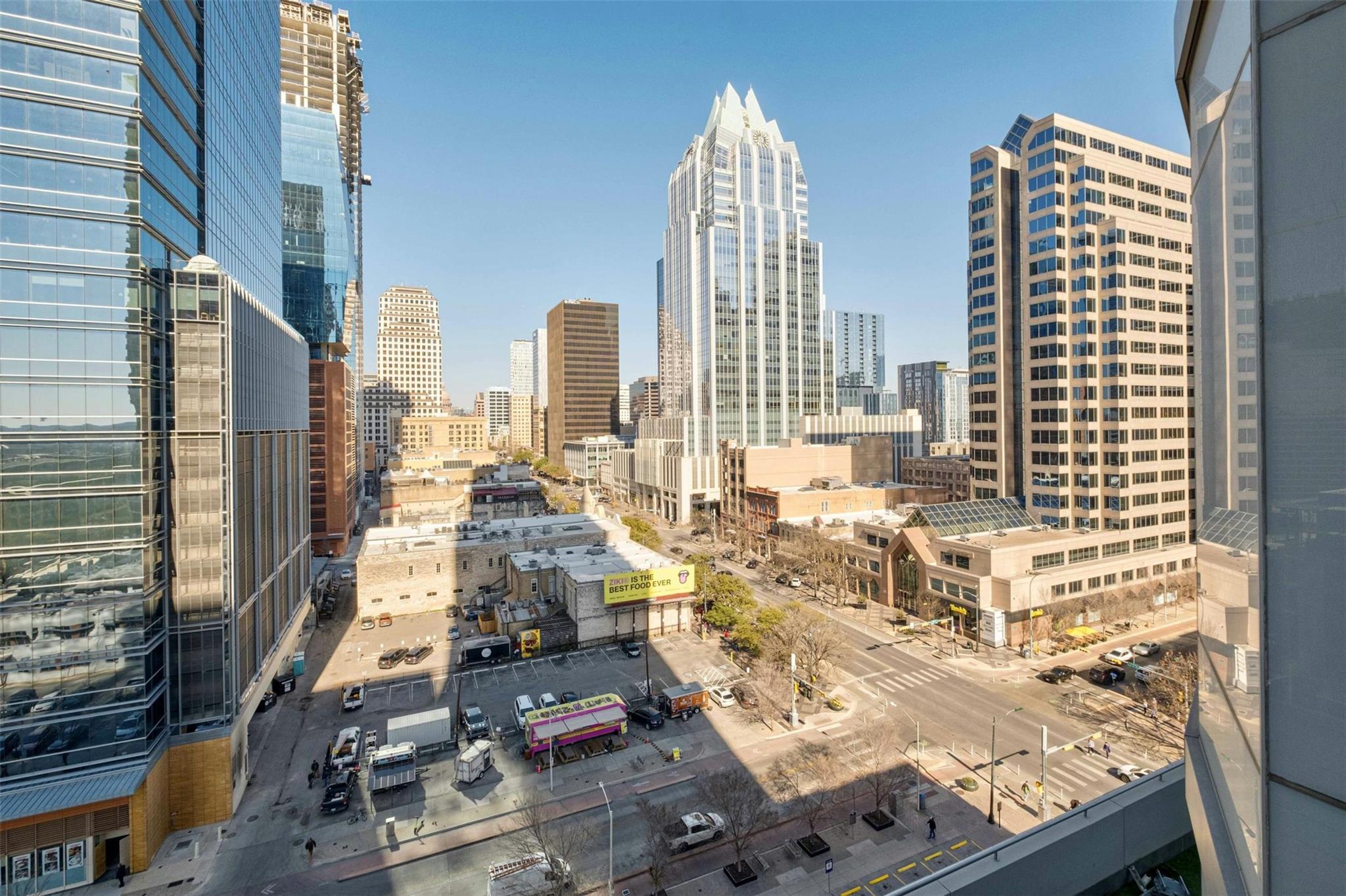200 Congress Ave # 11E