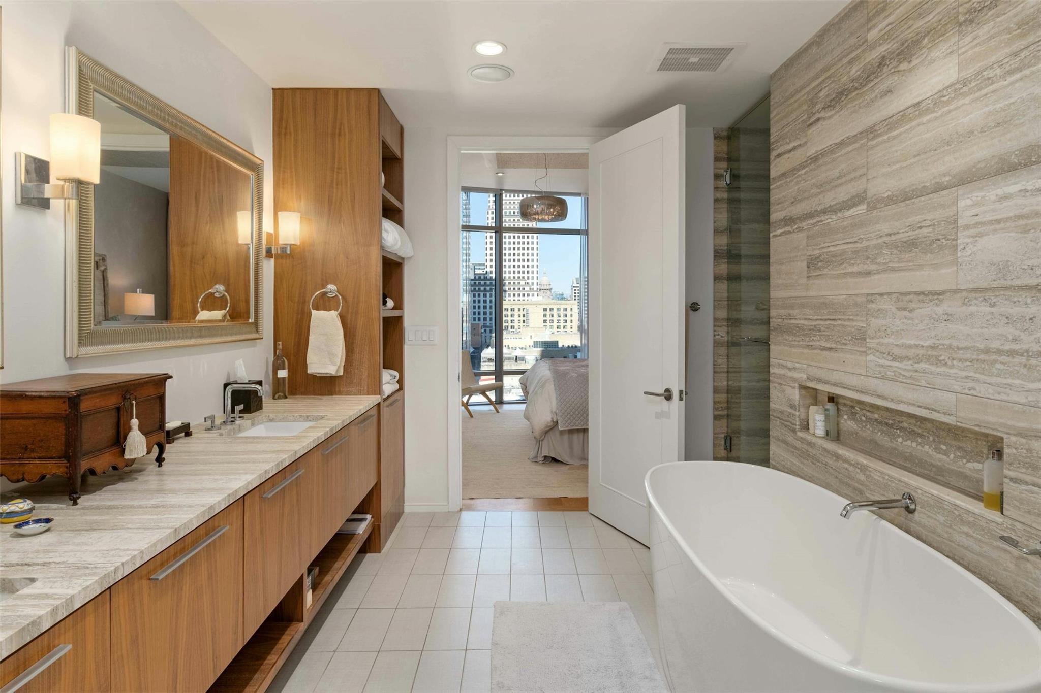 200 Congress Ave # 11E