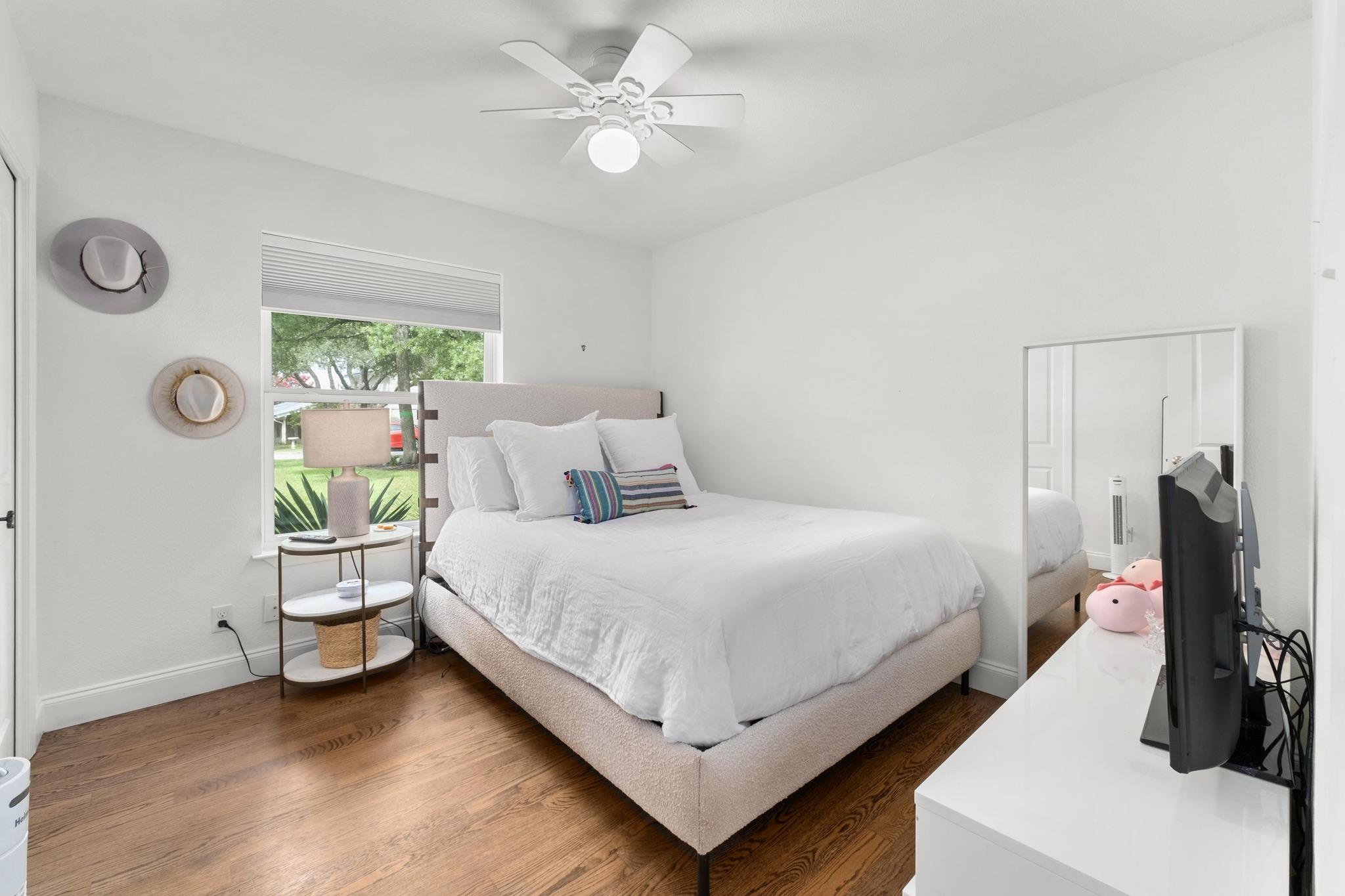 6204 Olympic Overlook