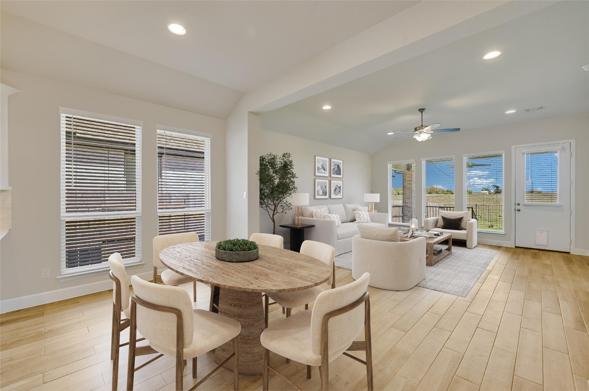 131 Plumbago LOOP