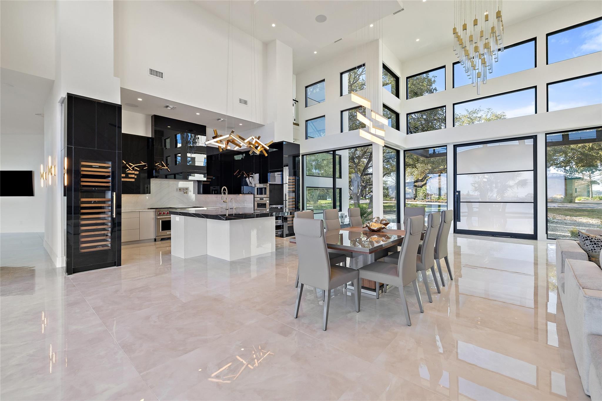 115 Estate DR