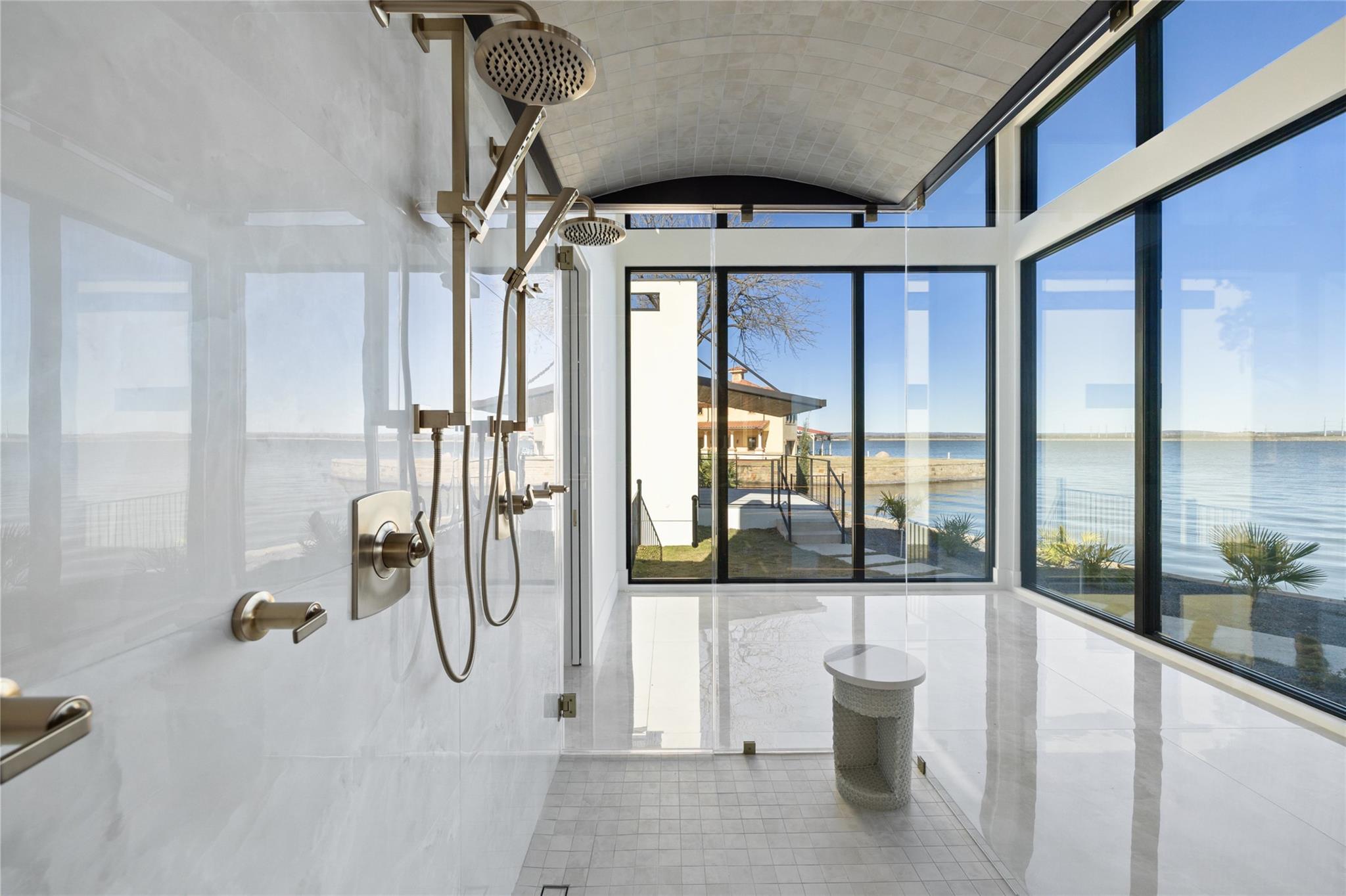 115 Estate DR