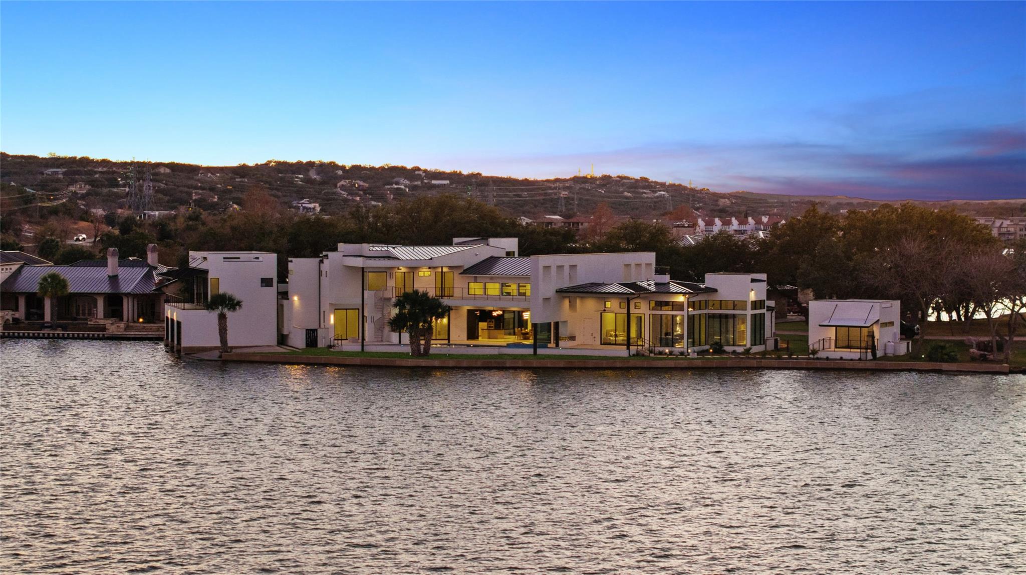 115 Estate DR