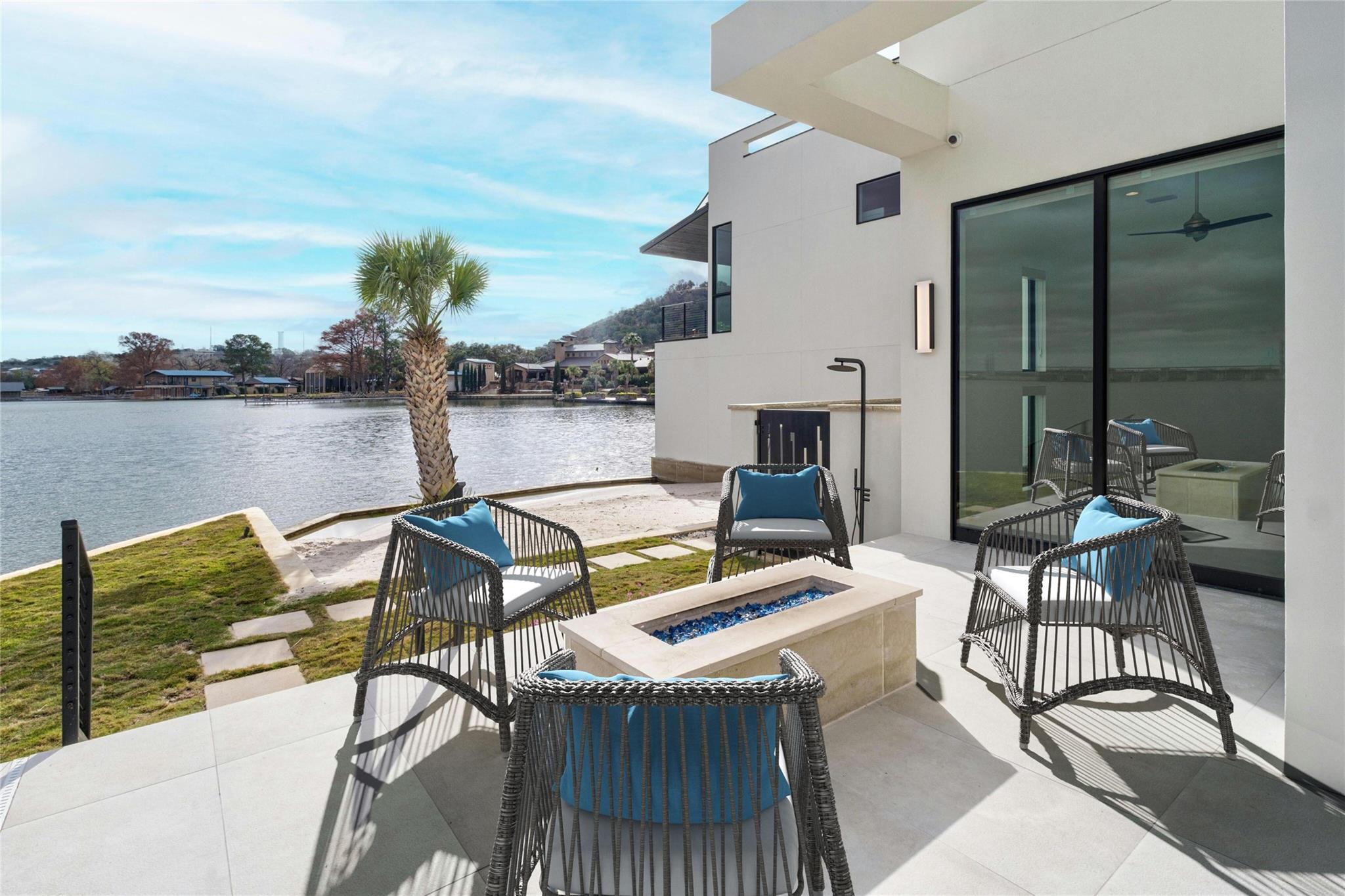 115 Estate DR