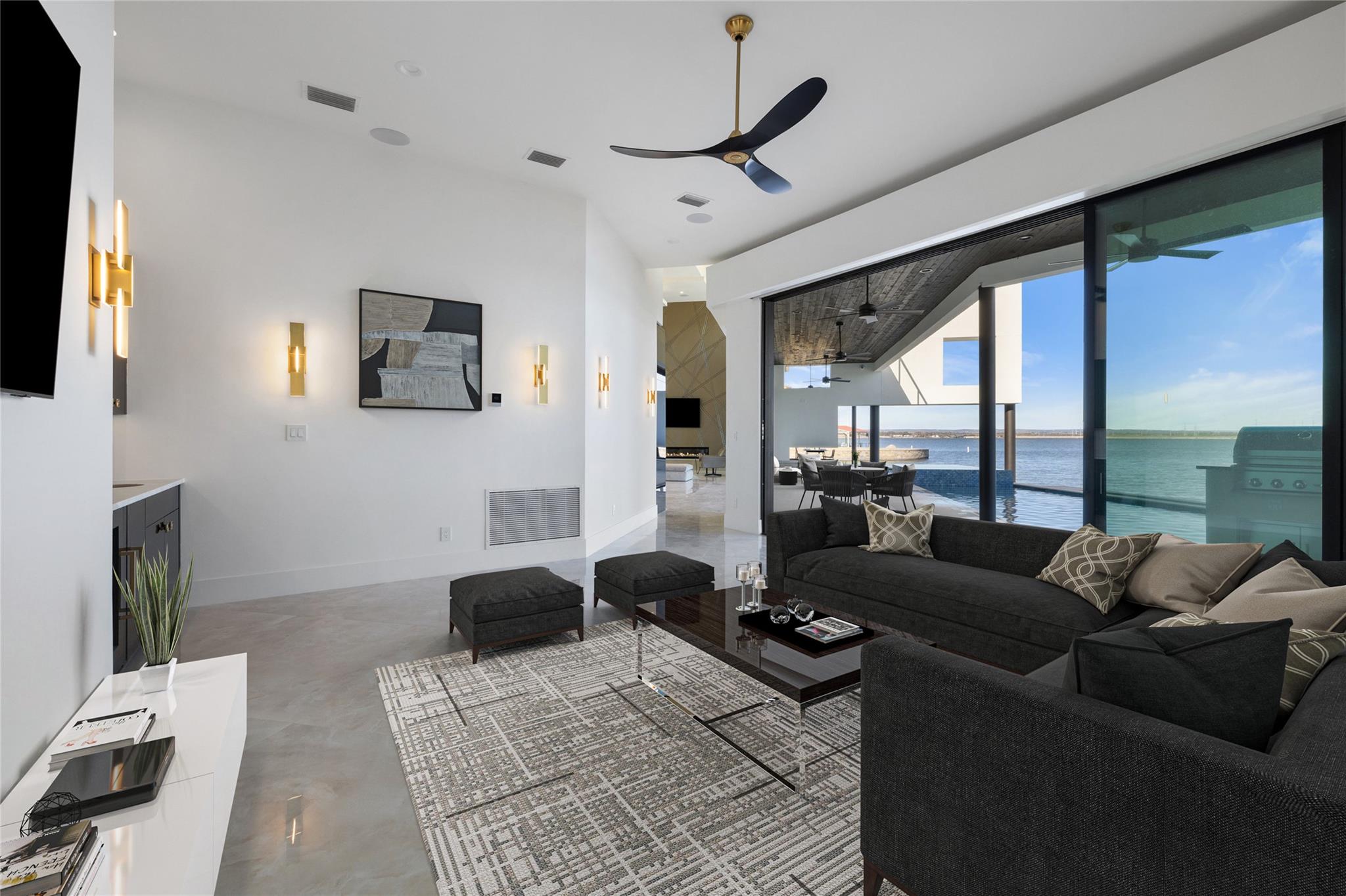 115 Estate DR