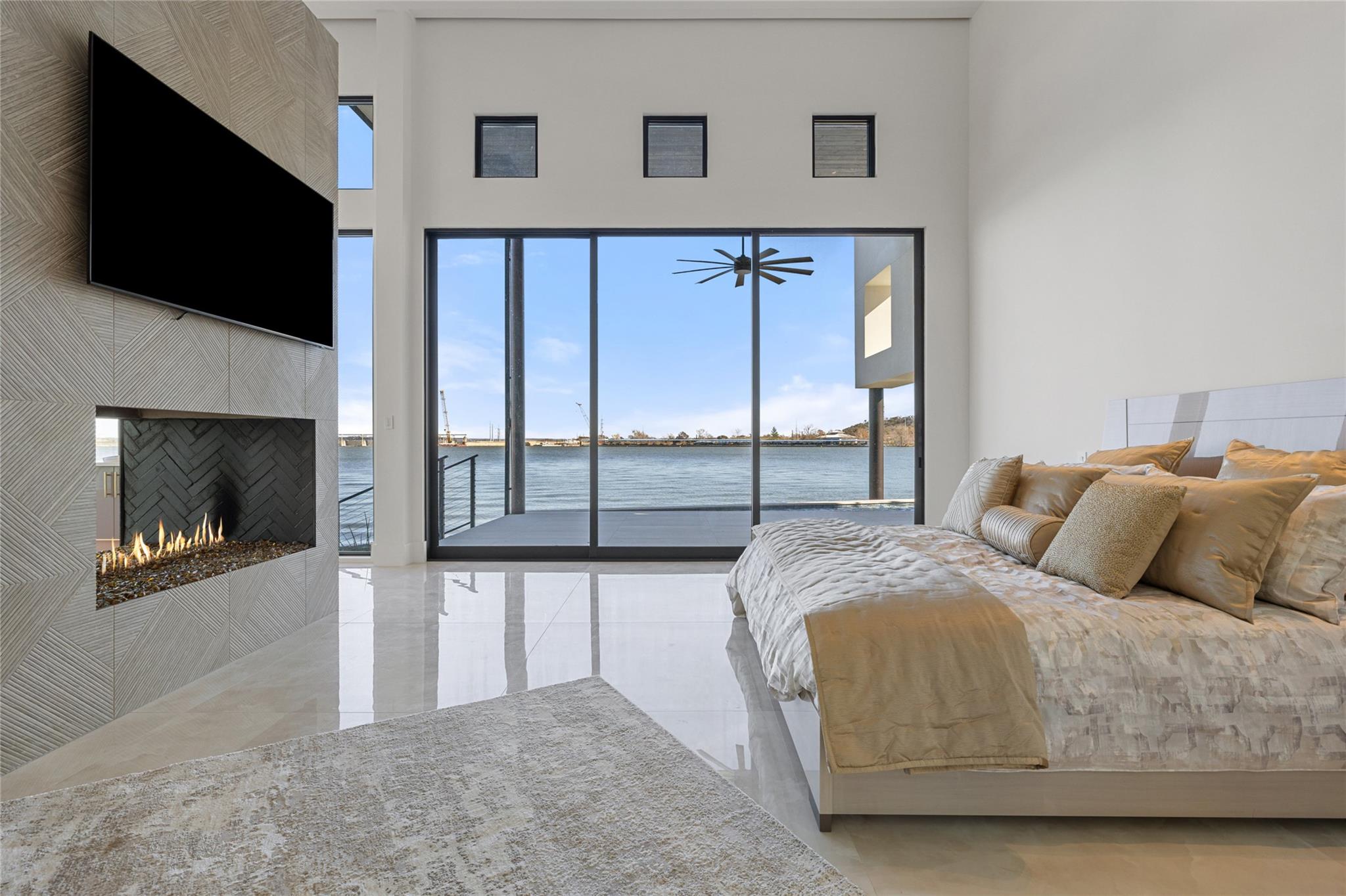 115 Estate DR