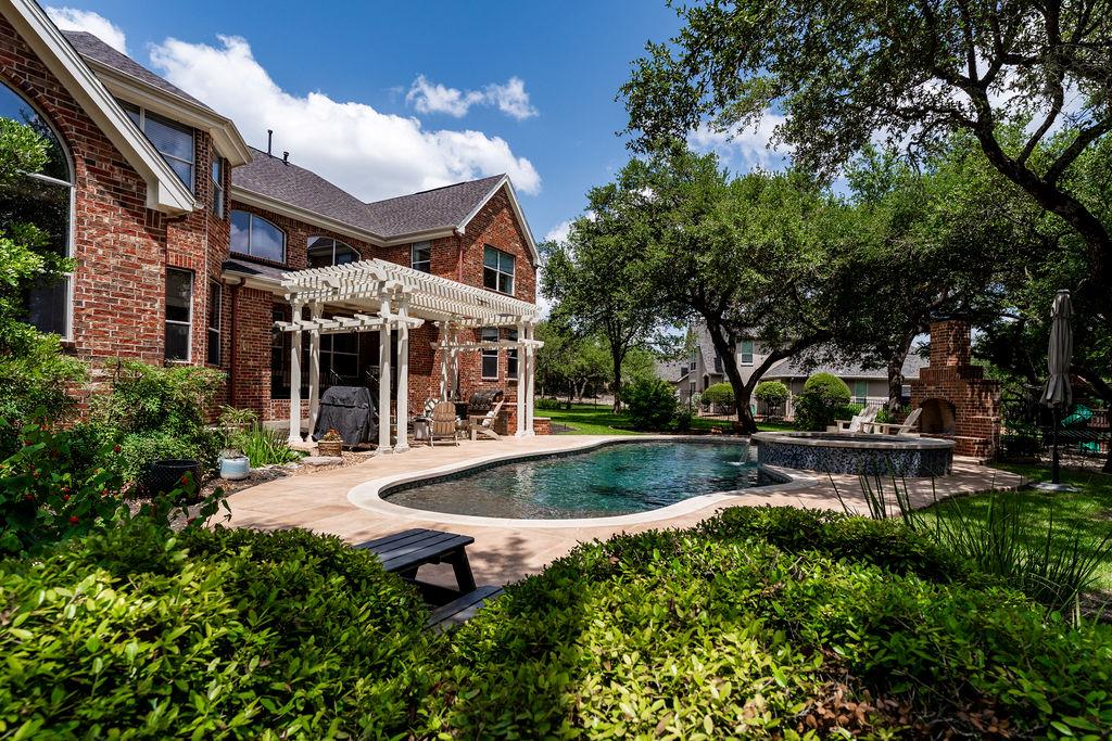 3408 Travis Country CIR