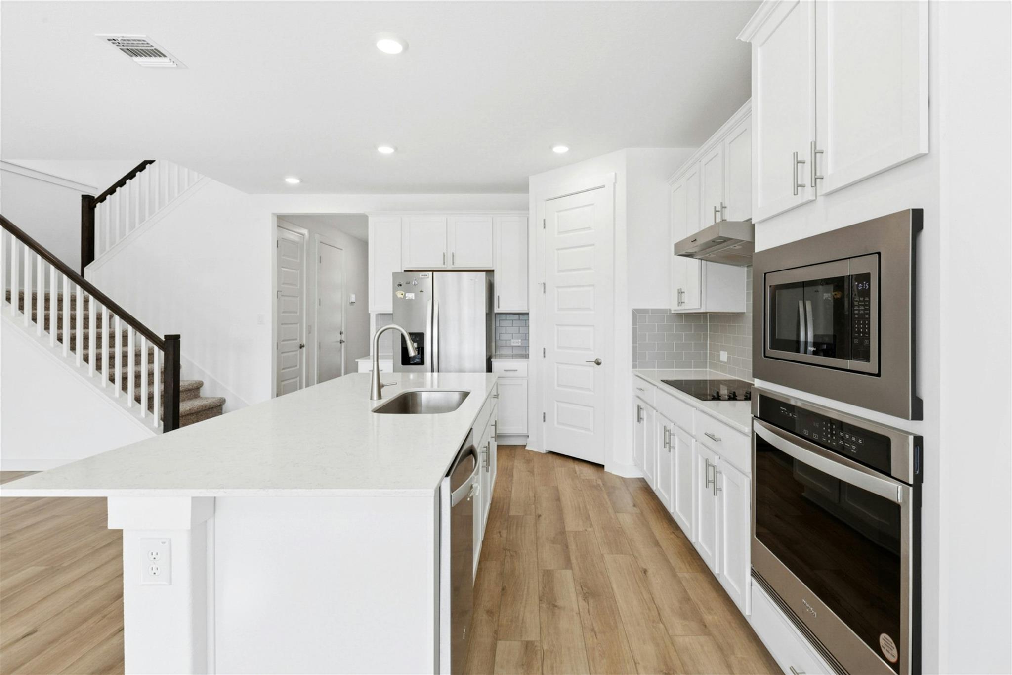 2124 Ridge Runner DR