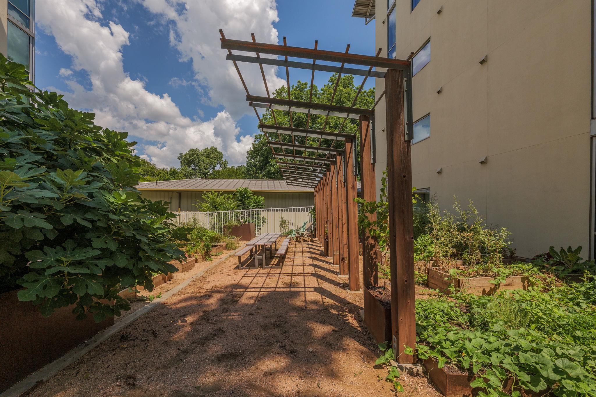 1600 Barton Springs RD # 5508