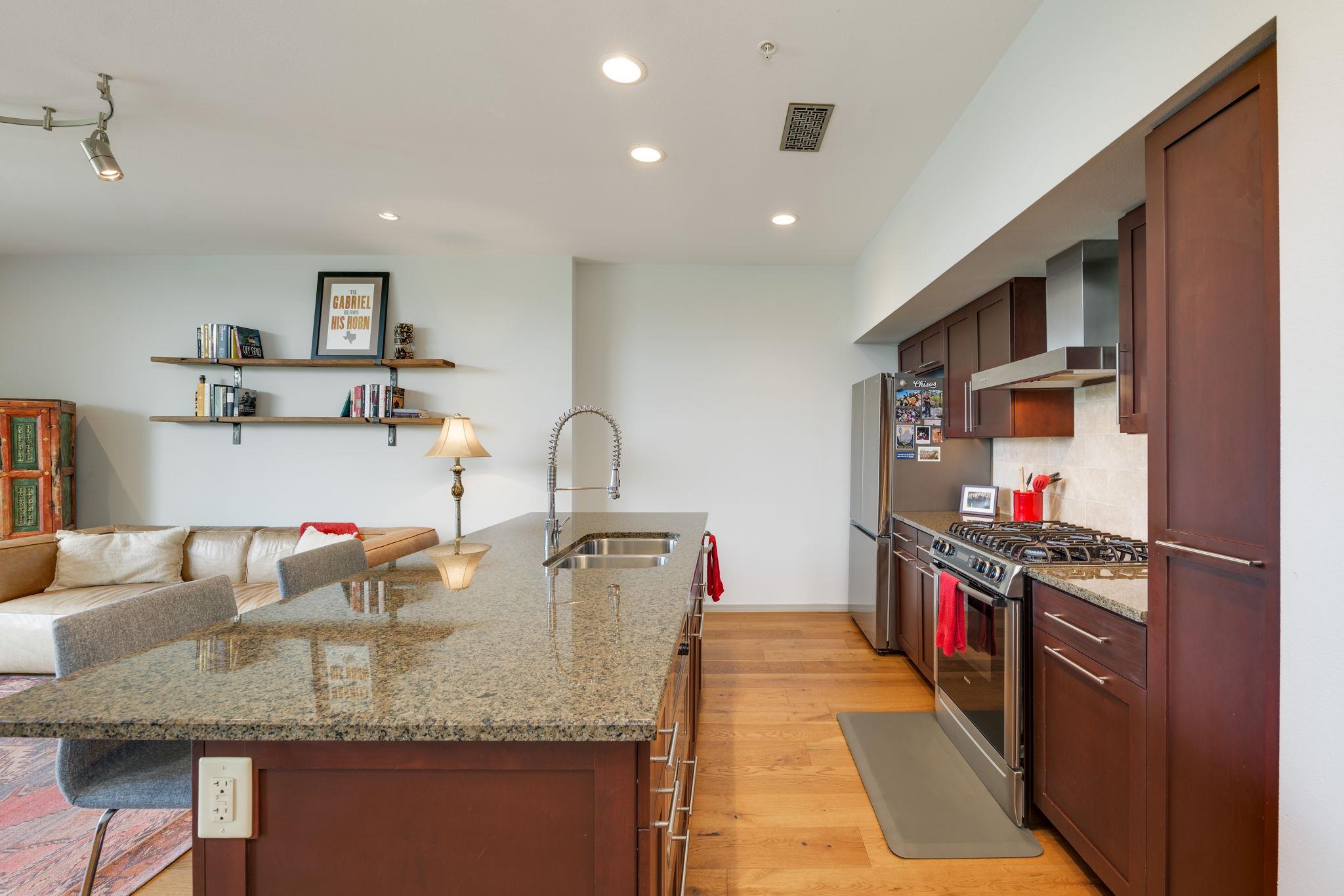 1600 Barton Springs RD # 5508