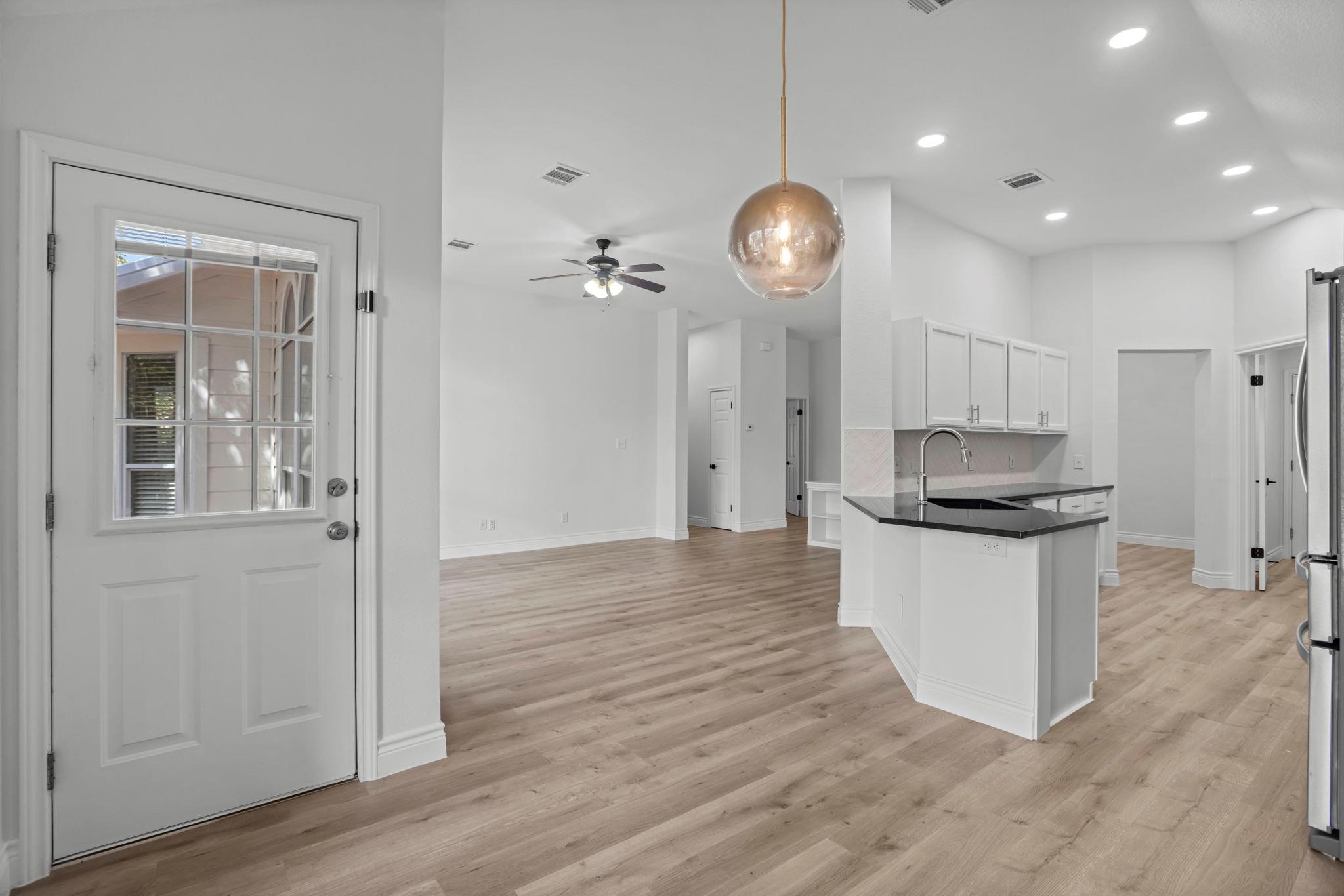4308 Indian Oaks