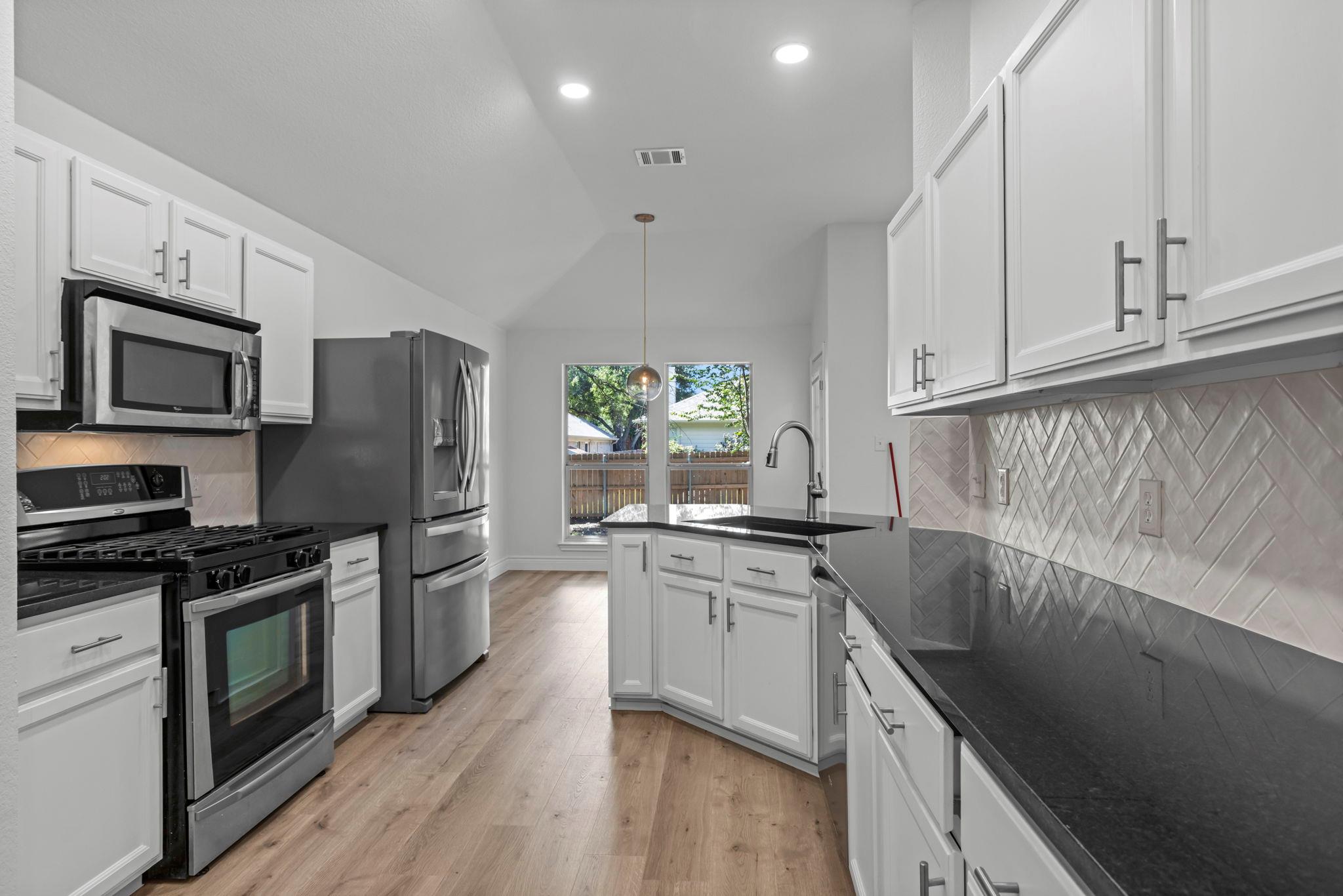 4308 Indian Oaks