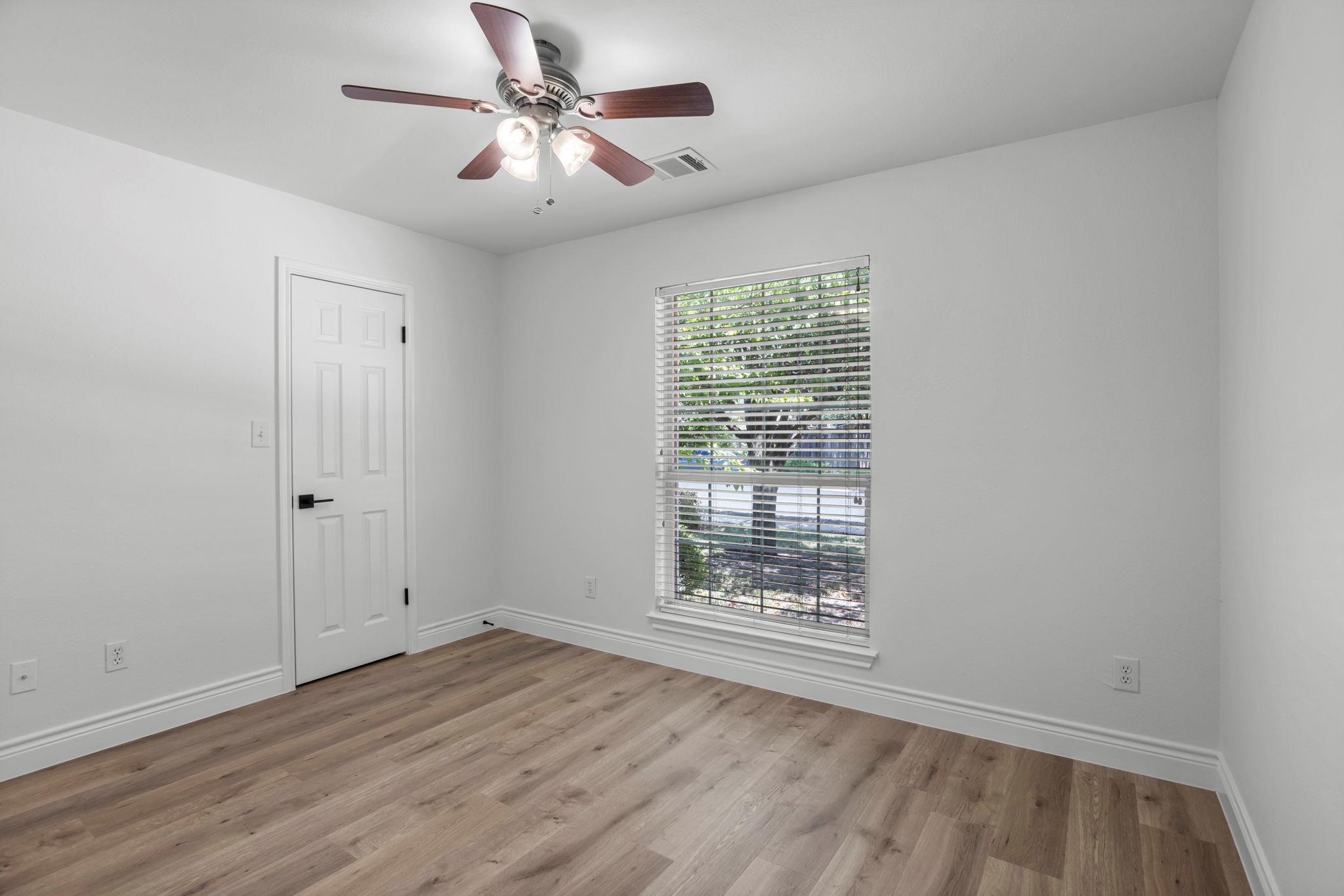 4308 Indian Oaks