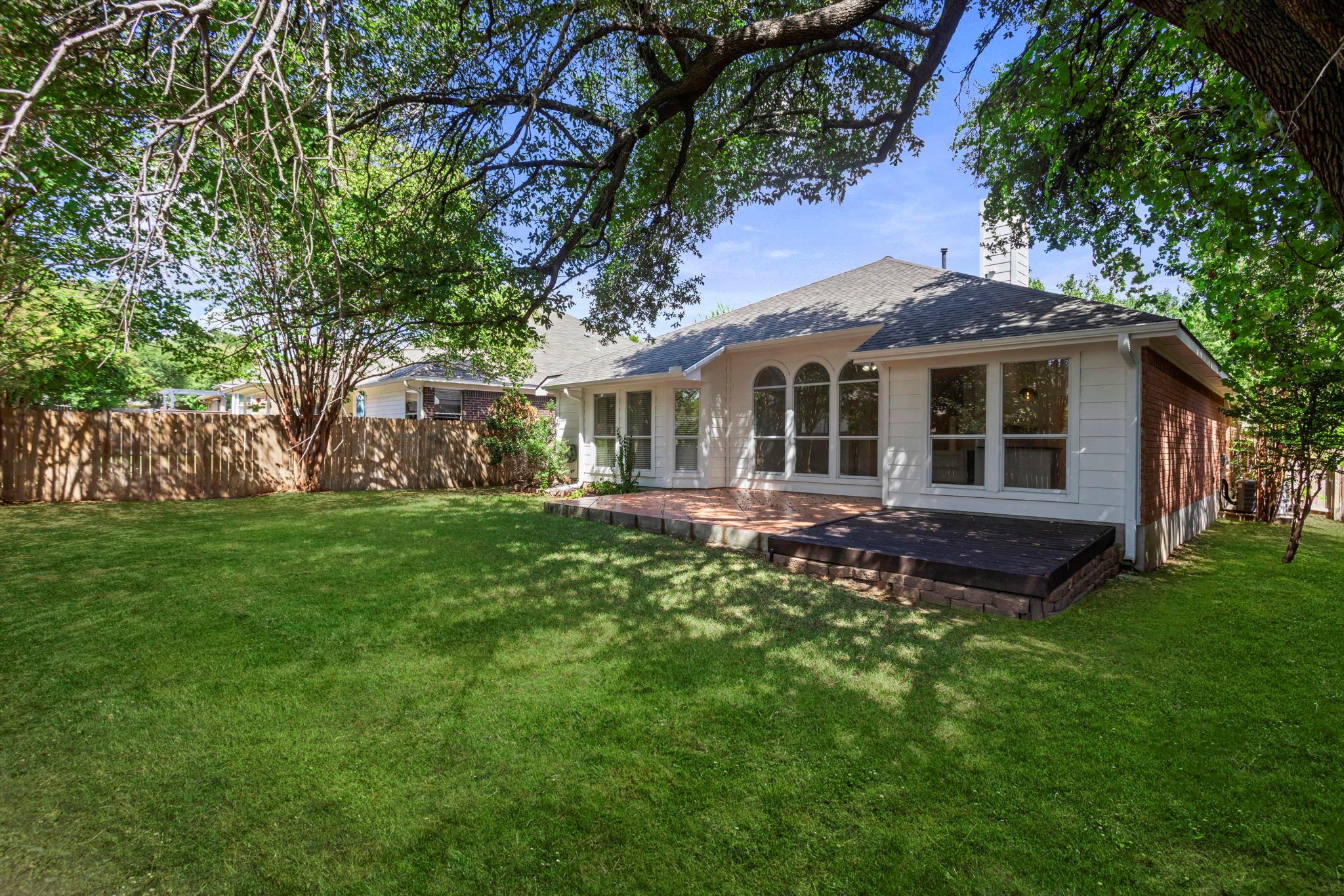 4308 Indian Oaks